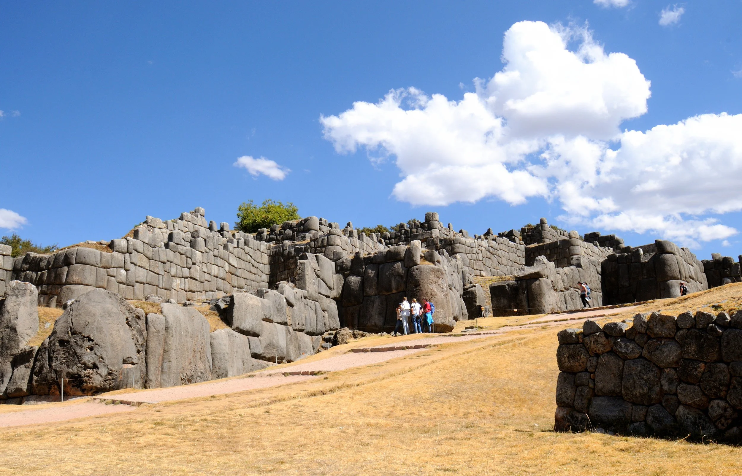 Cusco - area archeologica Inca di Sacsayhuamán, complesso sacro e militare che sovrastava da un'altura la città.