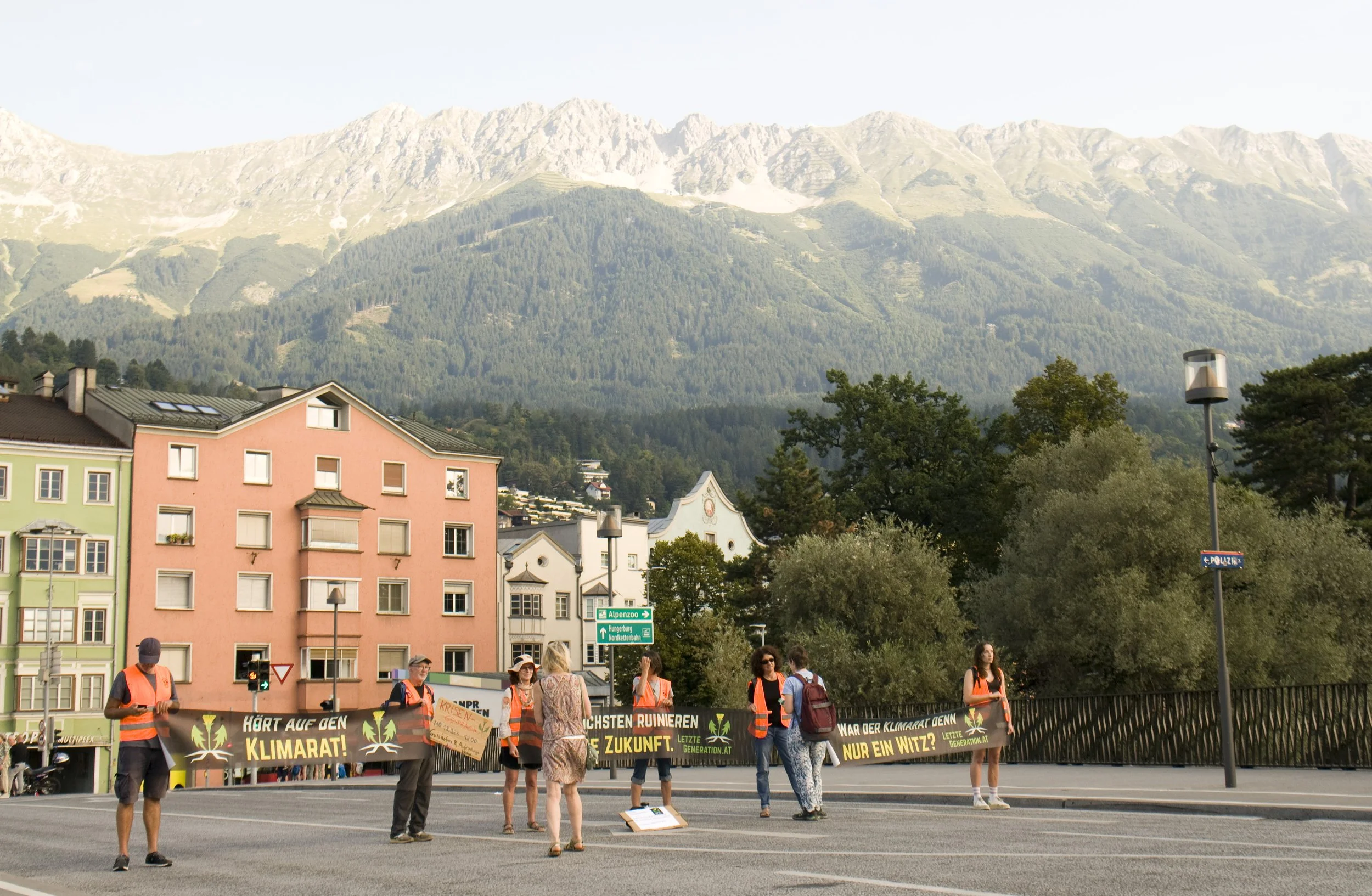 Innsbruck - proteste di Letzte Generation, Ultima Generazione, contro i cambiamenti climatici.