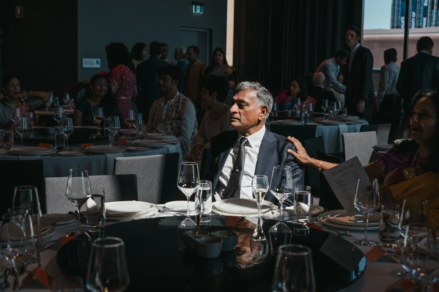 adelaide-cbd-eos-skycity-ballroom-wedding-holly-shreyas-hindu-reception-030.jpg
