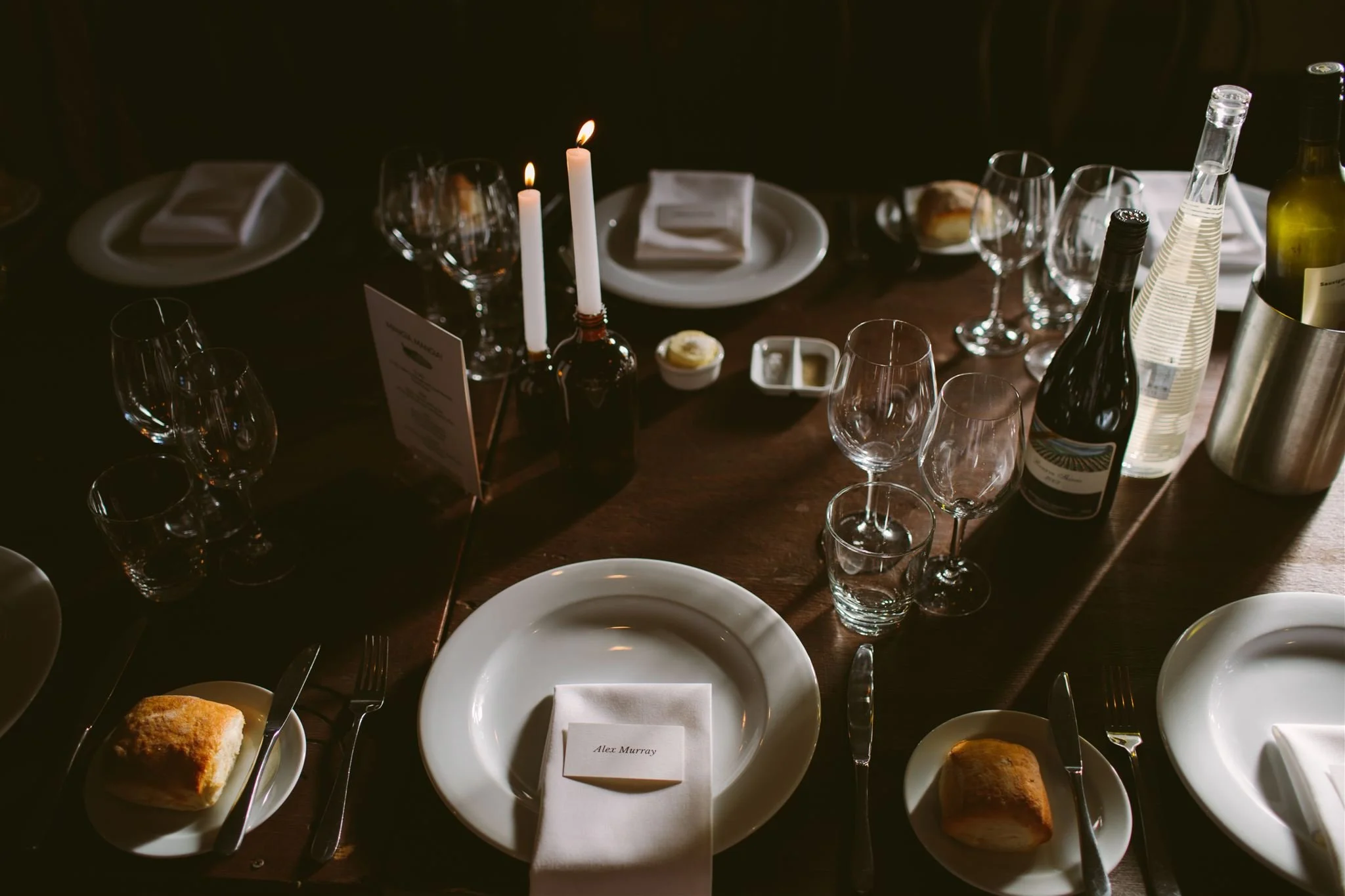 adelaide-hills-mclaren-vale-kuitpo-hall-alex-jared-wedding-reception-table-setting-001_websize.jpg