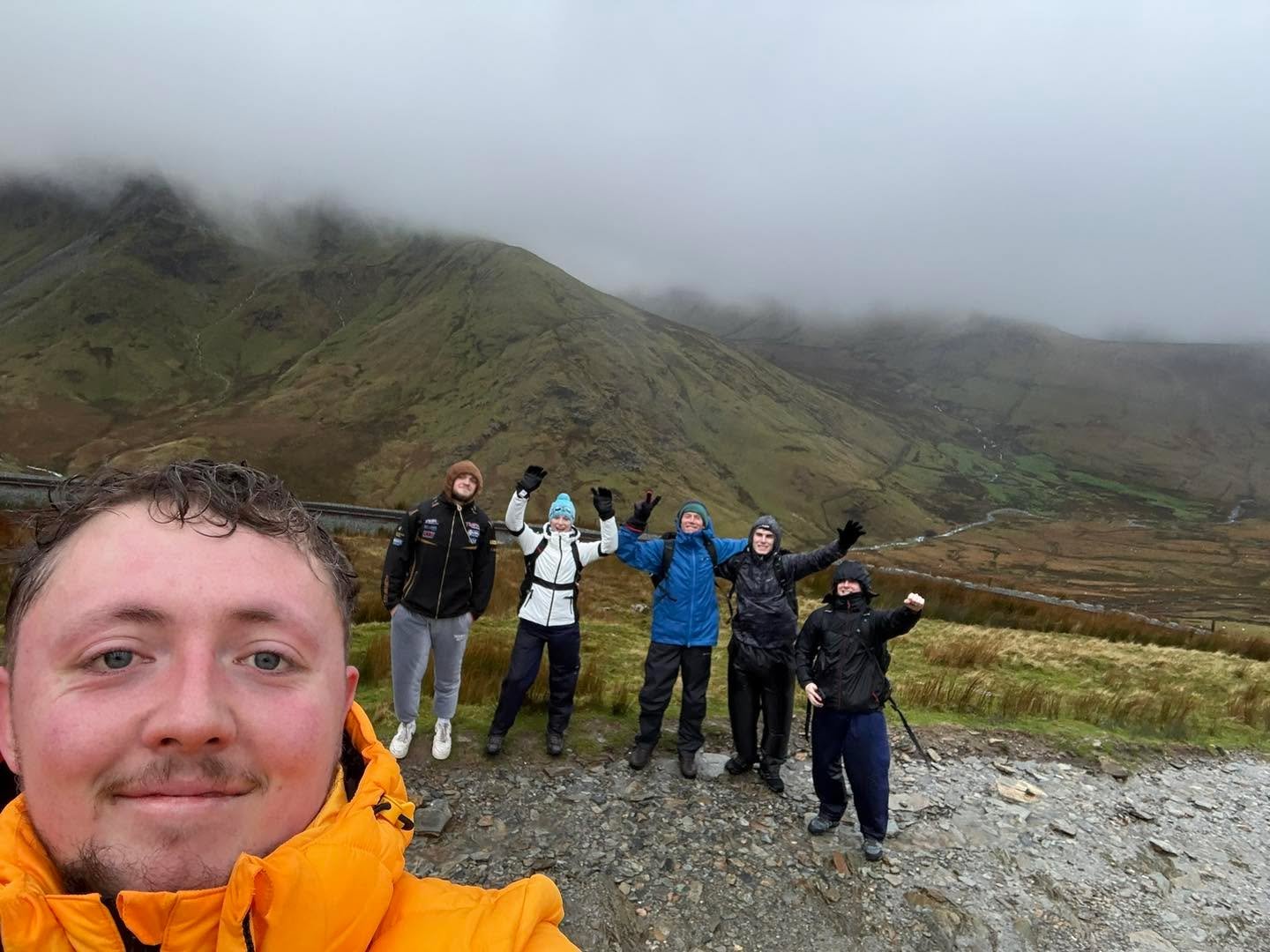 Action shot from Snowdon 📸

🚨Reminder:
&bull; Avoiding your feelings doesn&rsquo;t make them disappear 🧠
&bull; &ldquo;Keeping busy&rdquo; is not a coping strategy ⏳
&bull; Talking things through beats carrying it alone 🗣️

None of this is ground