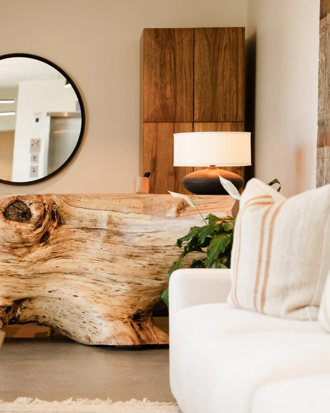 One of the first things you see when you step into The Sitio is our front desk&mdash;once a tree on the Atlantic Park property, now thoughtfully transformed into a one-of-a-kind piece by @benevolent_design_co. 

Its story sets the tone for a space. A