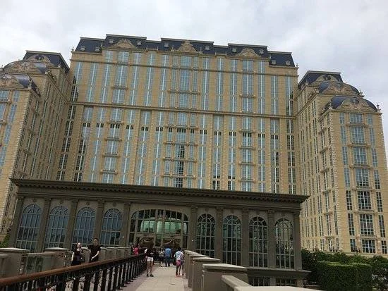 parisian-macau.jpg