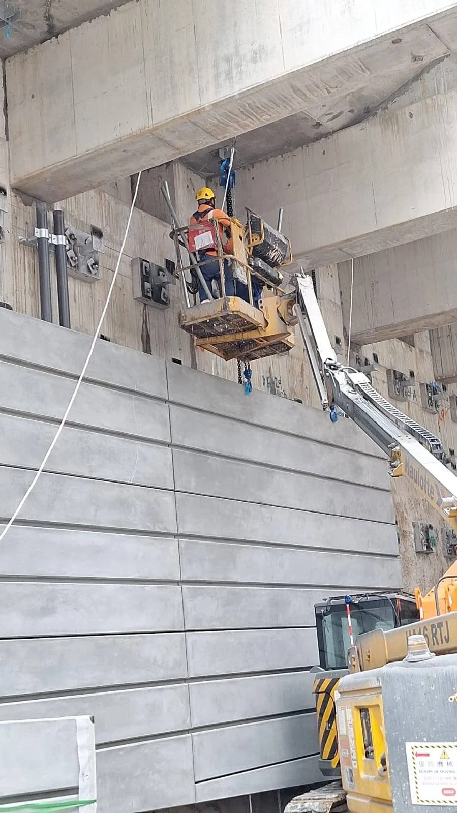 Trunk Road T2, Depressed Road