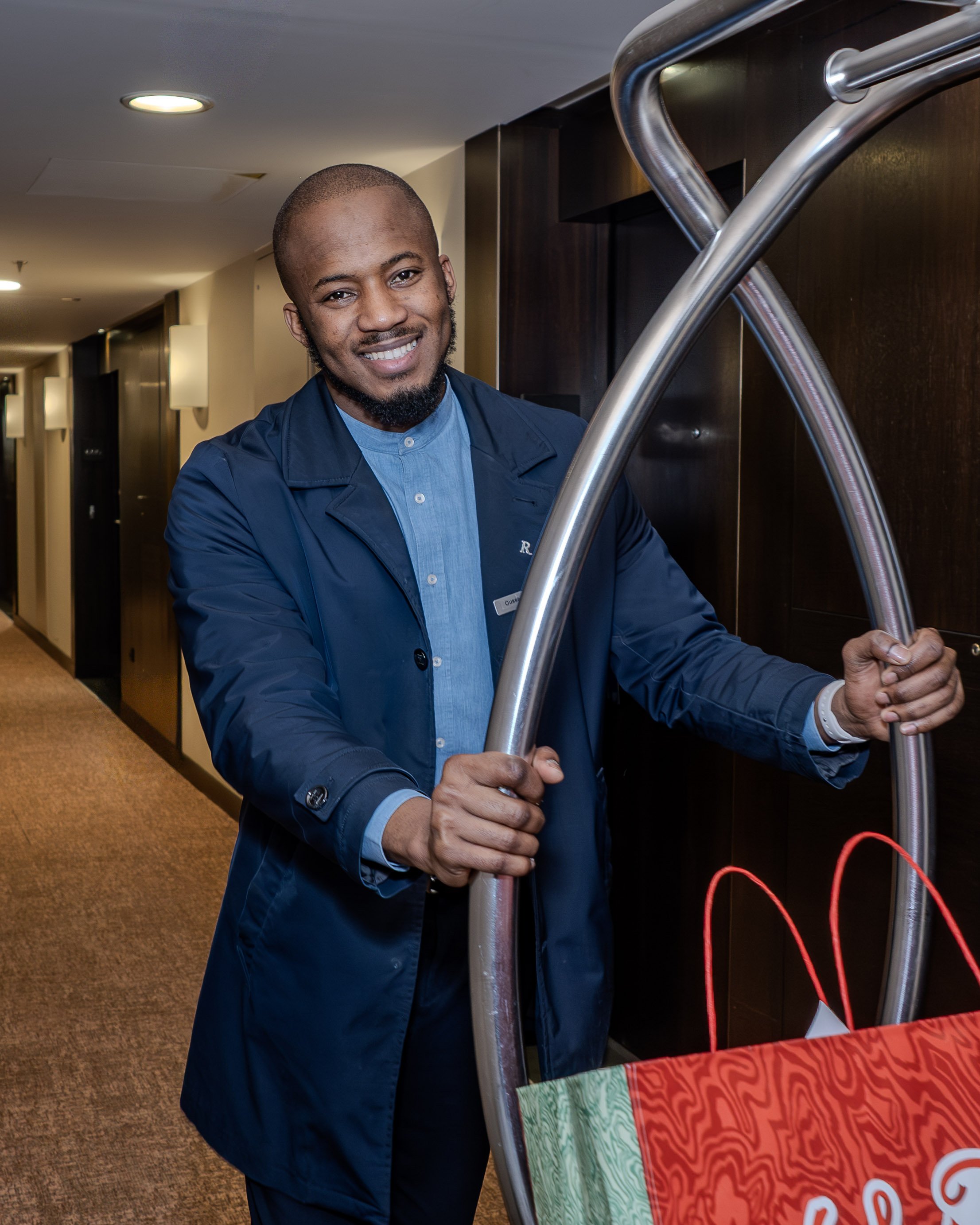 Hotel Renaissance Arc de Triomphe 00140.jpg