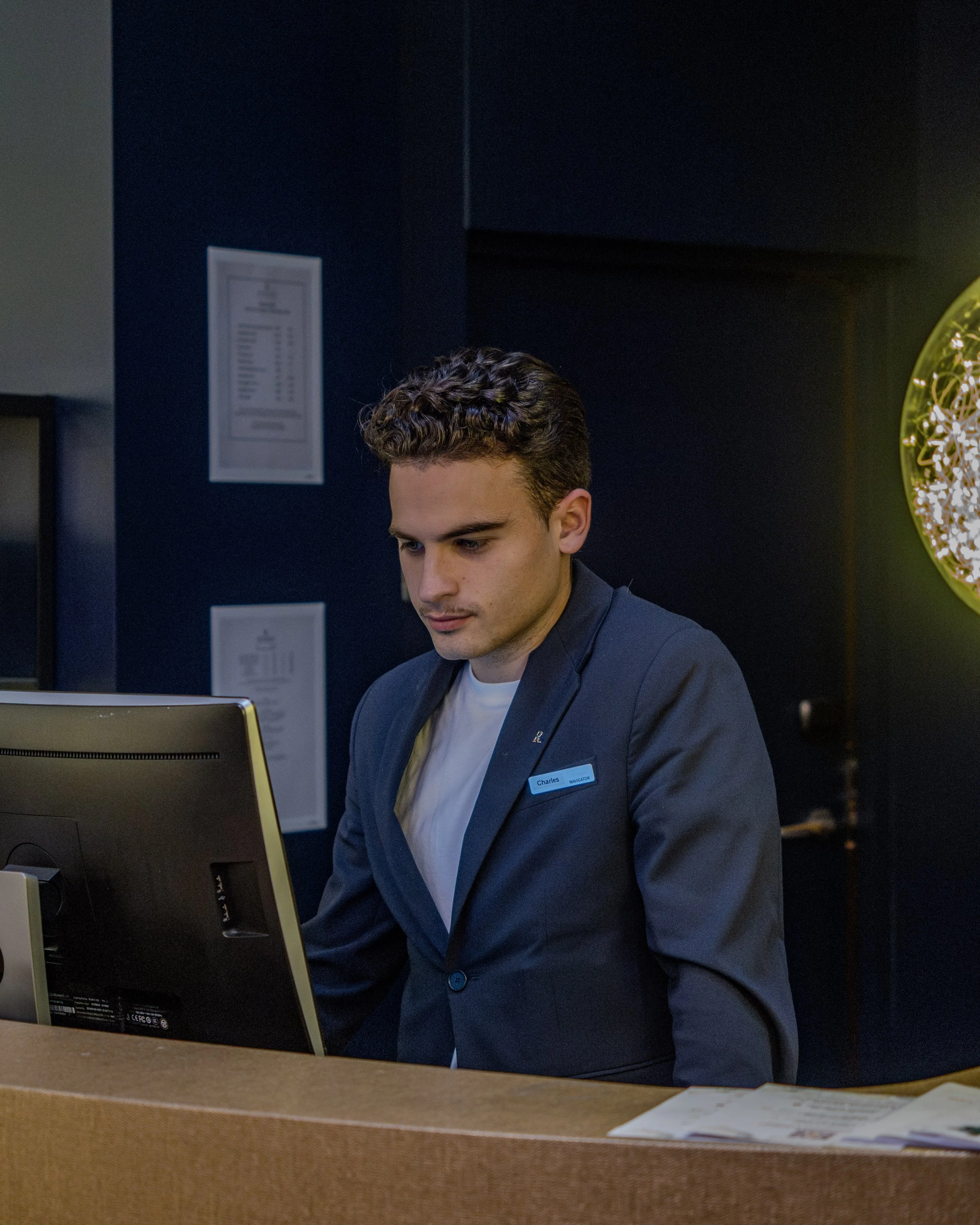 Hotel Renaissance Arc de Triomphe 00111.jpg