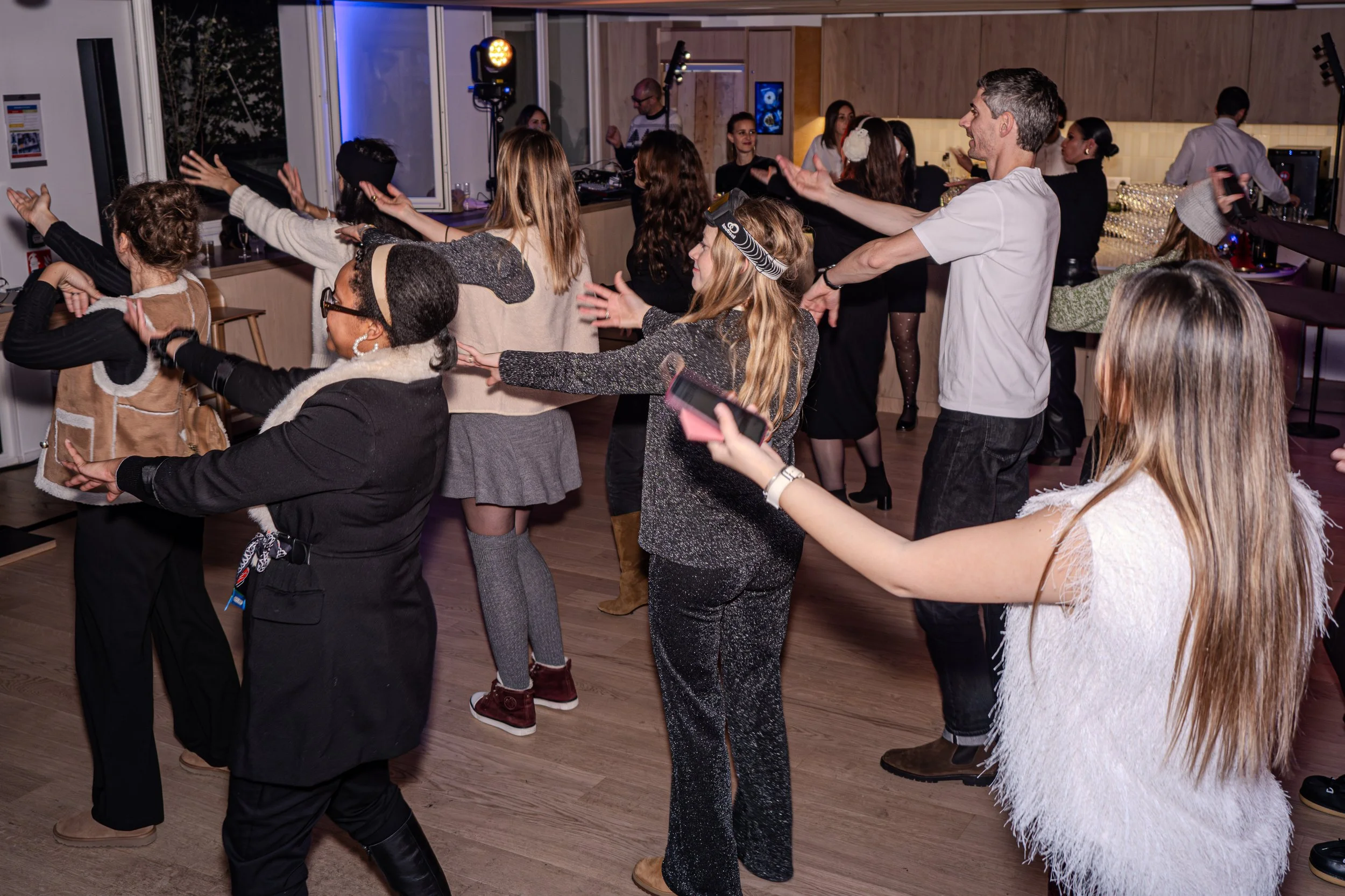 Hermes - Winter Party253.jpg