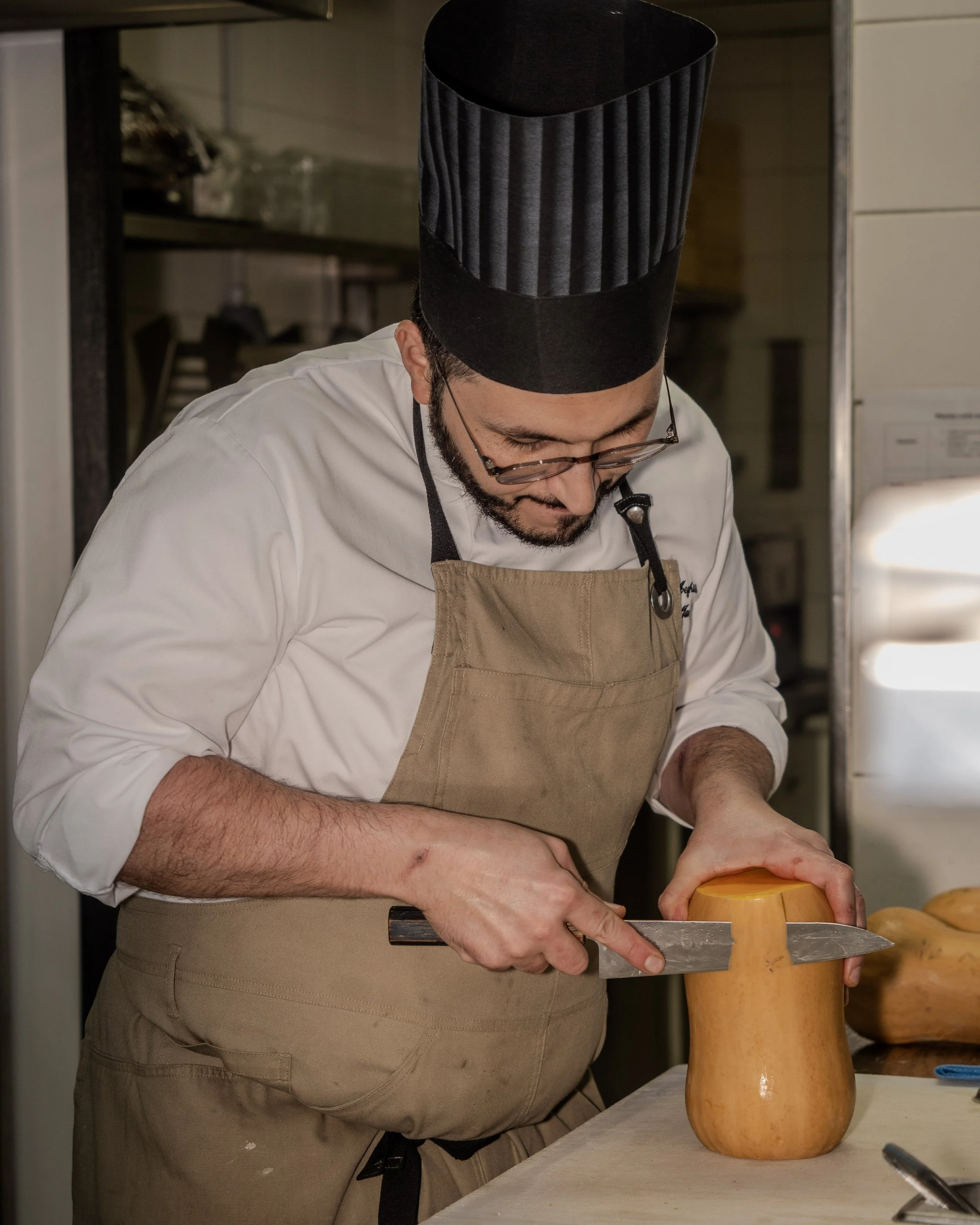 Hotel Renaissance Arc de Triomphe 00050.jpg