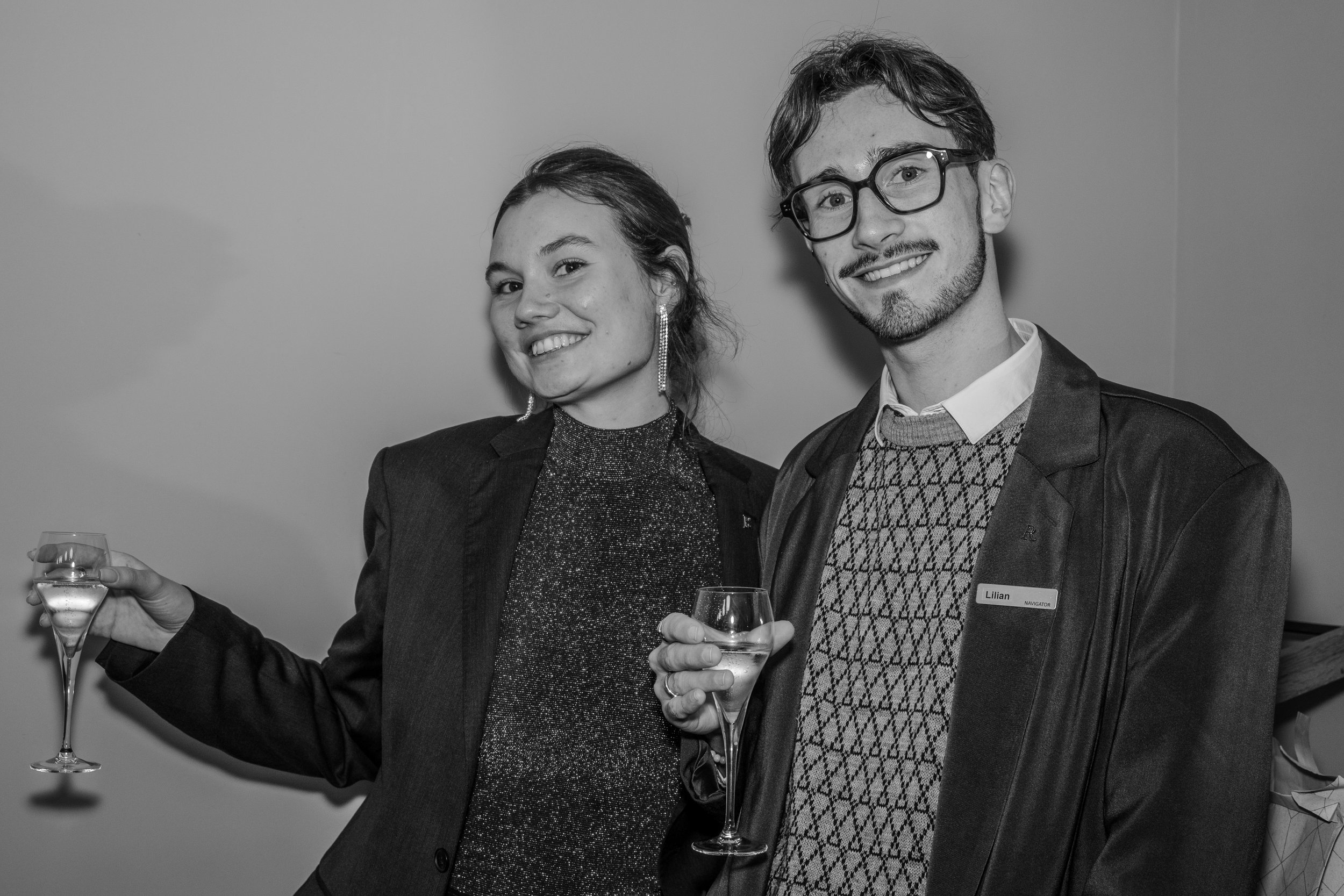 Hotel Renaissance Arc de Triomphe 00088.jpg