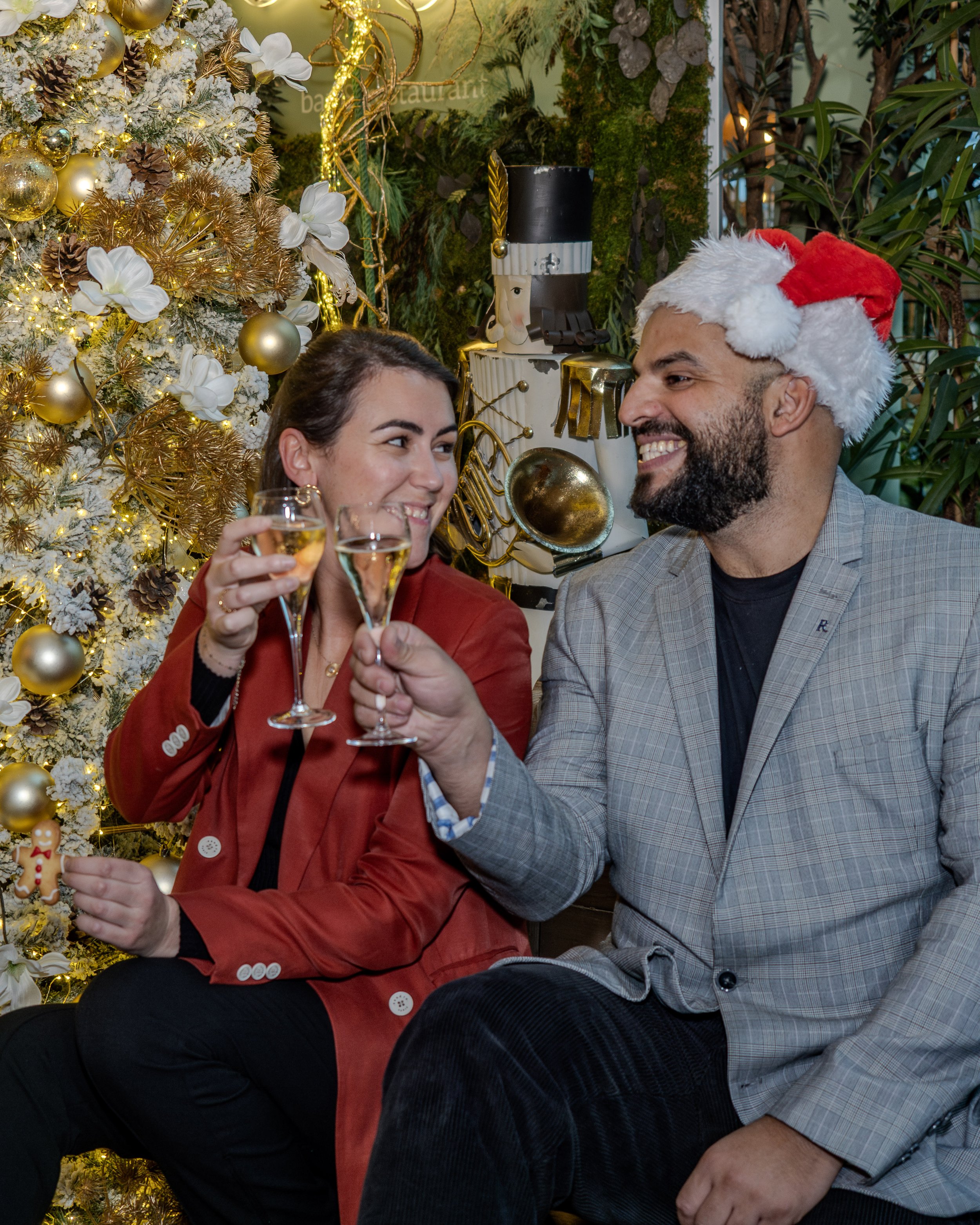 Hotel Renaissance Arc de Triomphe 00104.jpg