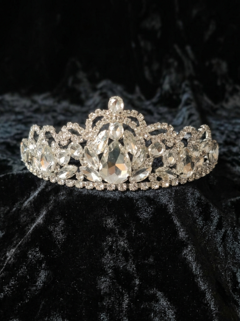 Tiara Silver Veil – Silver Plated_2.png