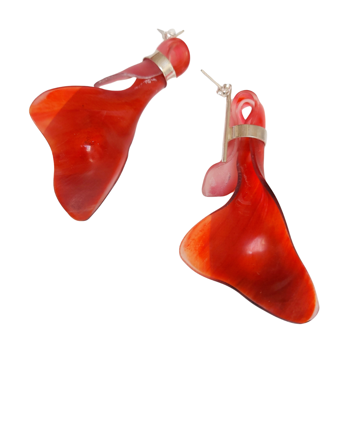 Splash of life earing.png