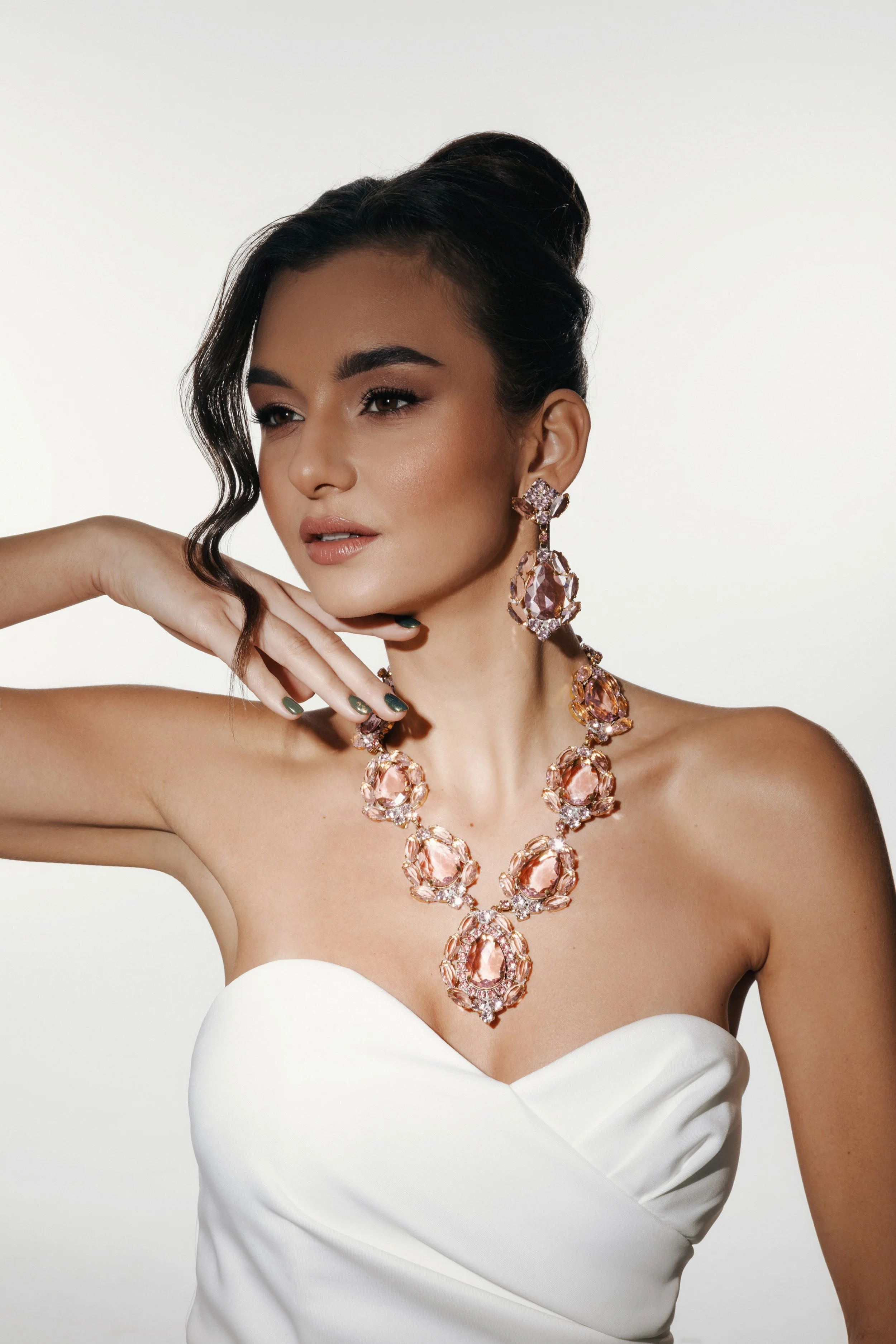 Sonatine Jewelry Set – Raw Brass Edition_model.jpg