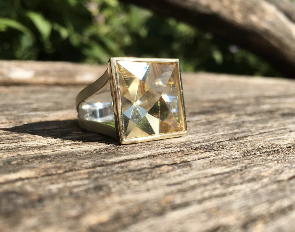 citrine-context-cut-vitrine-ring-outdoors.jpeg