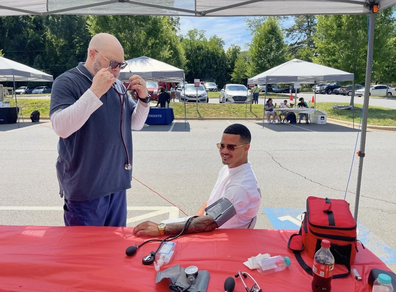 Blood Pressure & Blood Sugar Screenings