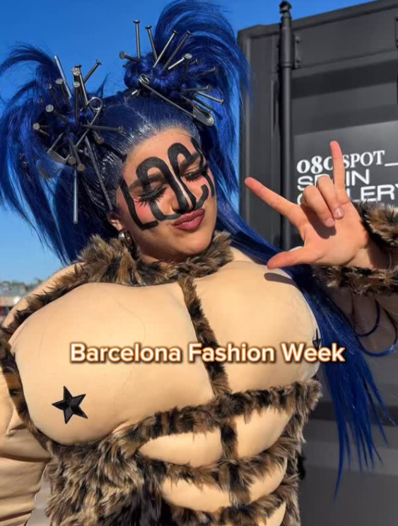 Streetstyle Interview @akasirius during 080 Barcelona Fashion Week