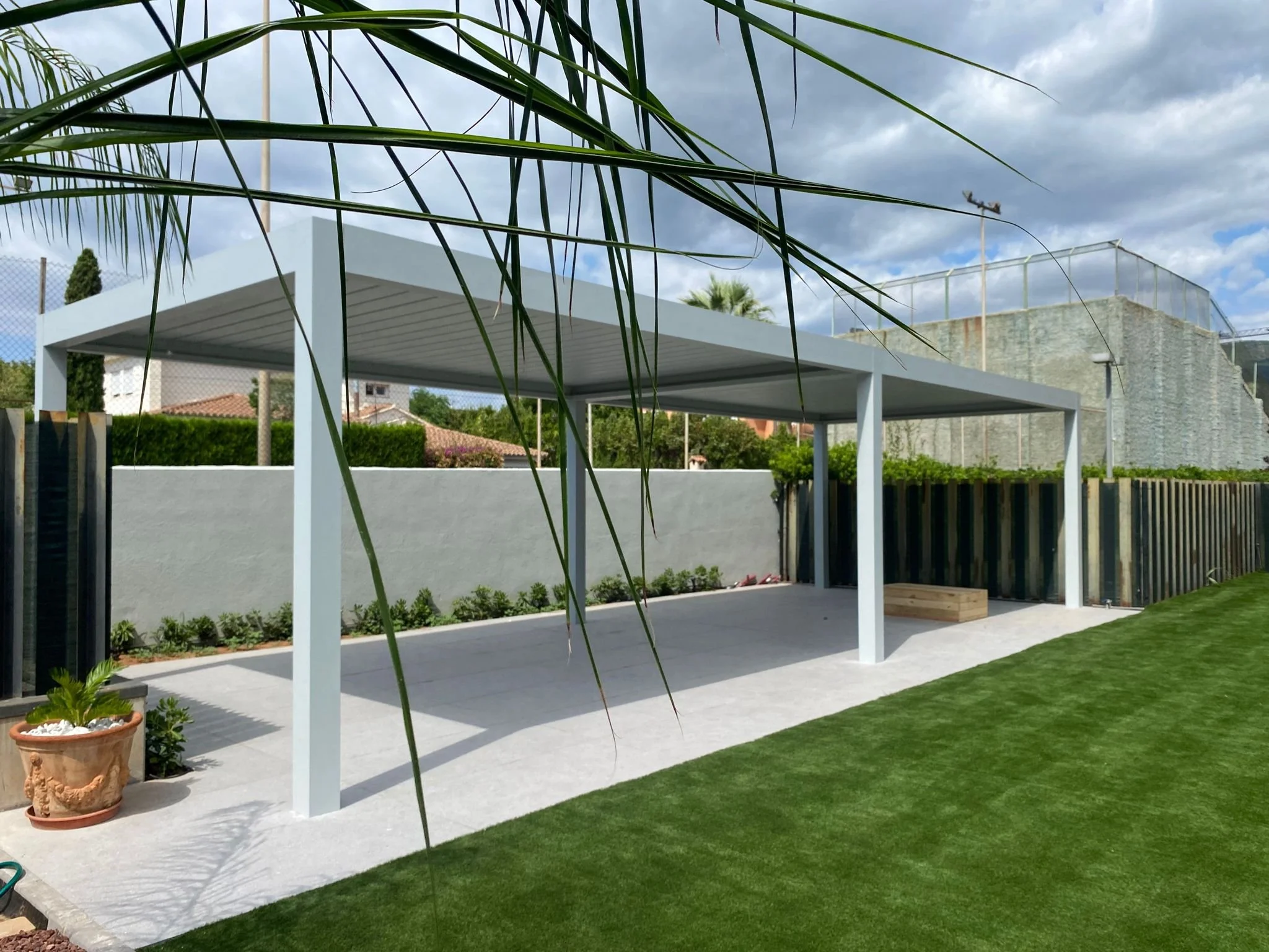 Pérgola bioclimática a medida