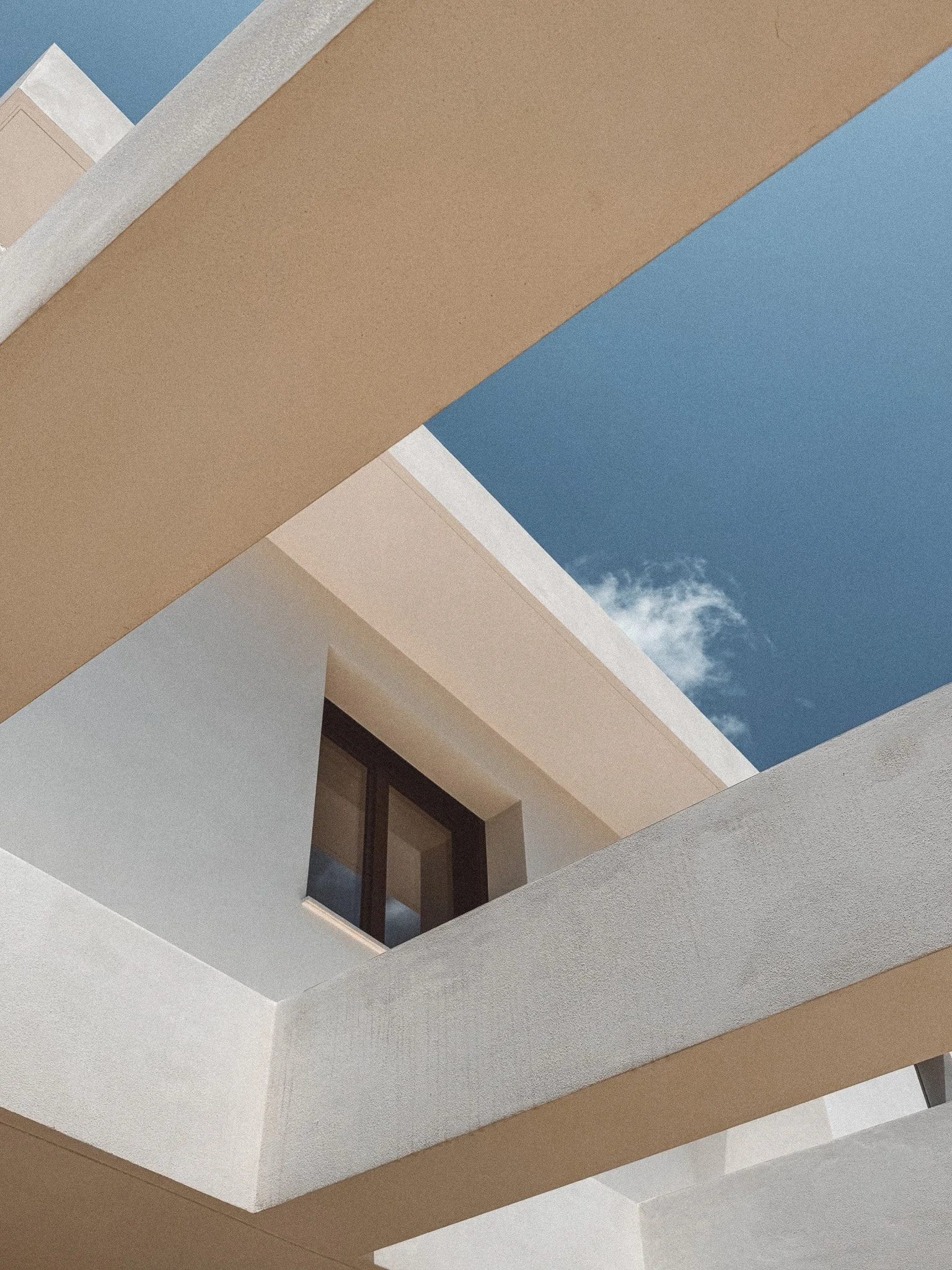 Procesos de instalación a medida de puertas, ventanas y automatismos. Norvent Confort, instaladores de confianza