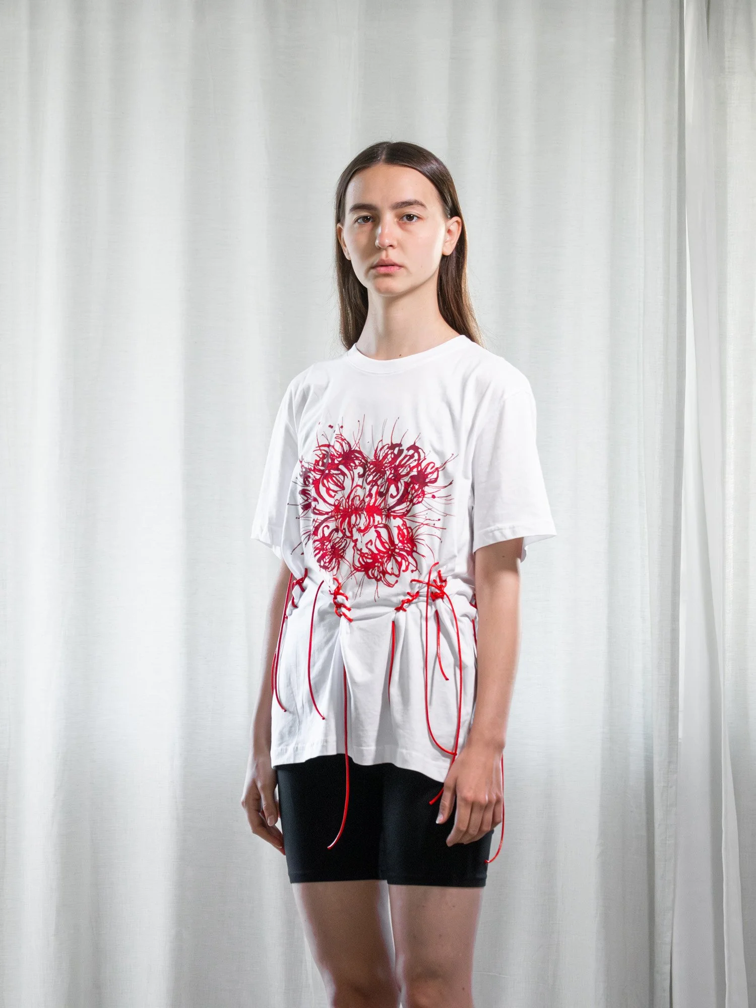 Manipulated white Kusari Tshirt