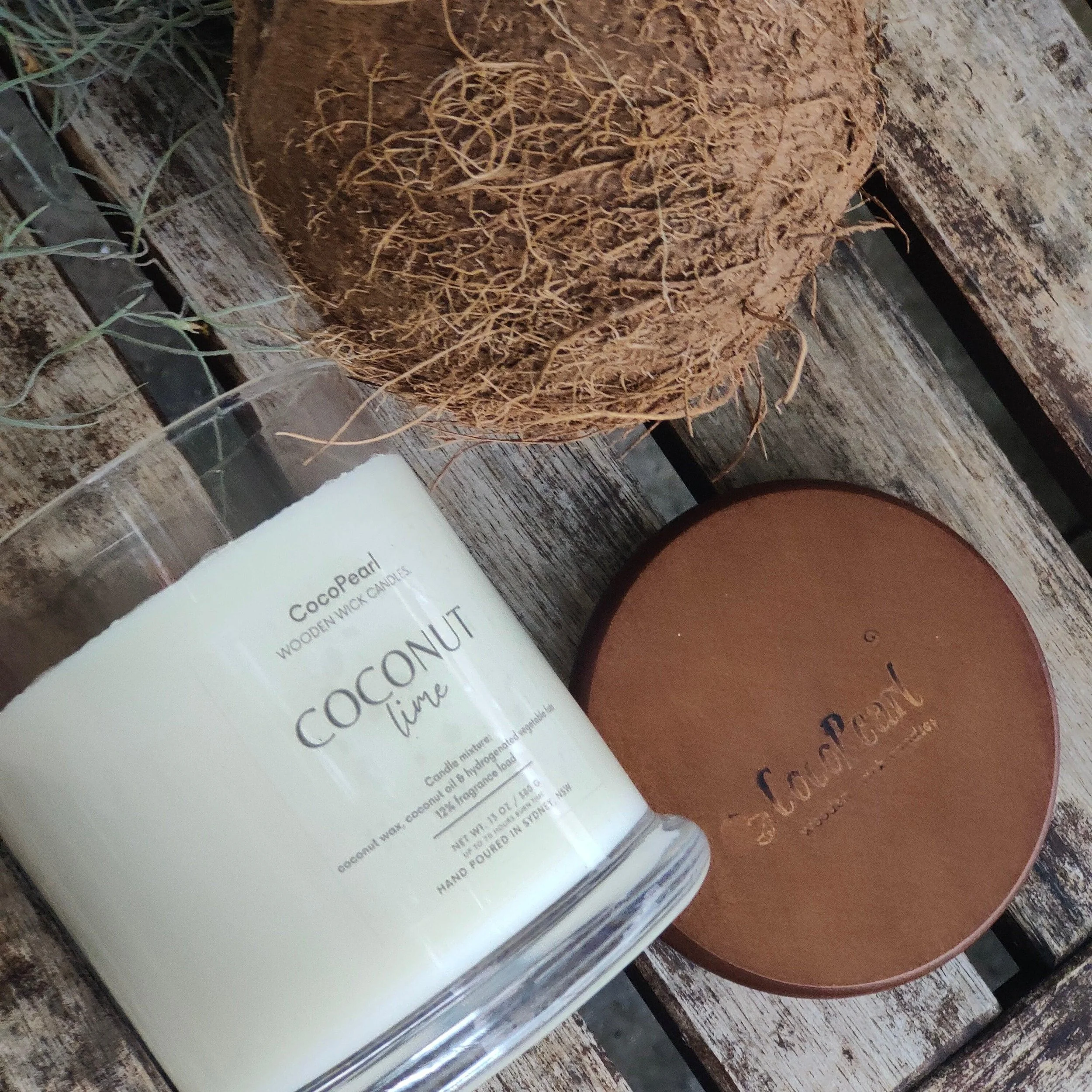 coconut-and-lime-or-wooden-wick-cocopearl-candles-3.jpg