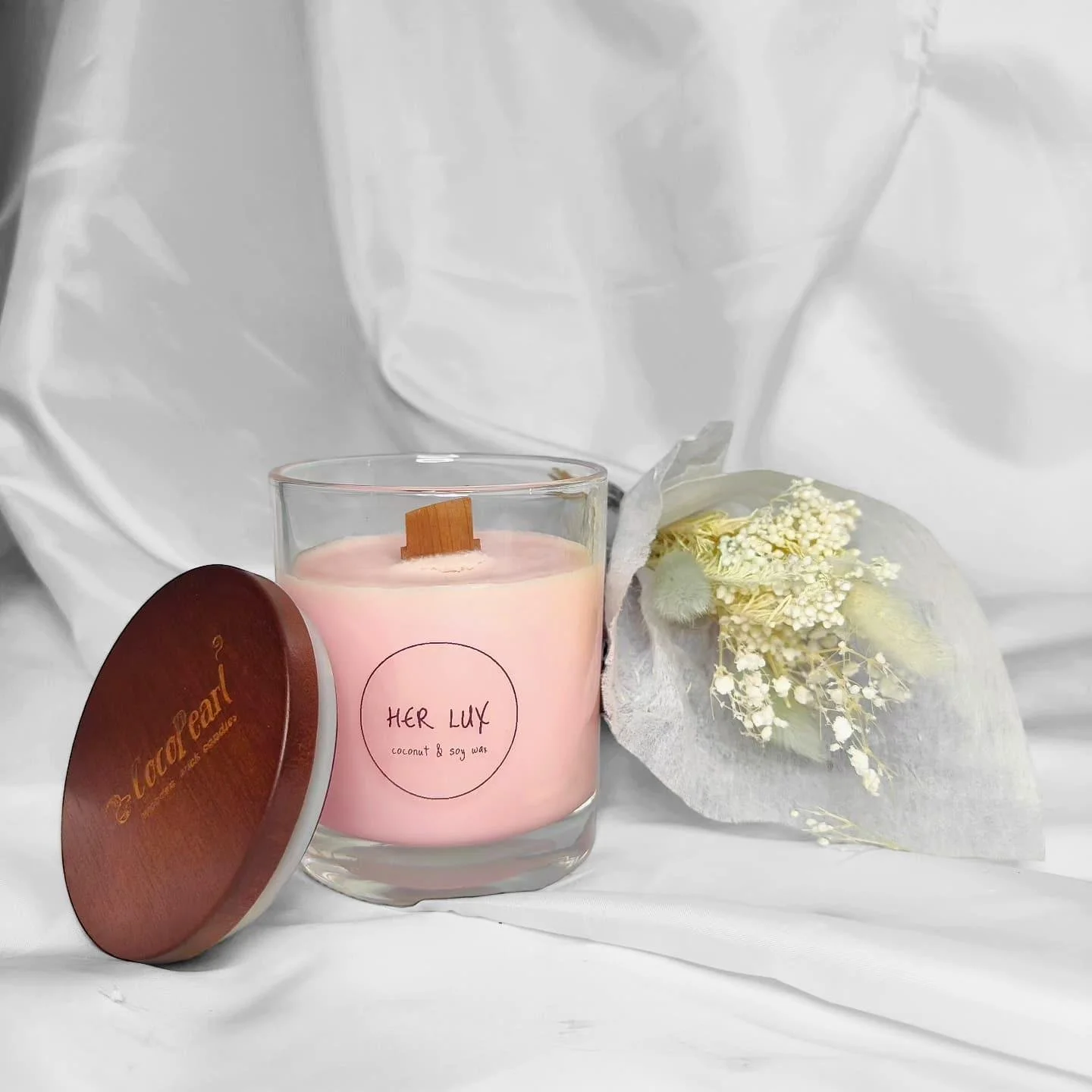 lady-million-type-her-lux-or-wooden-wick-cocopearl-candles-2.jpg