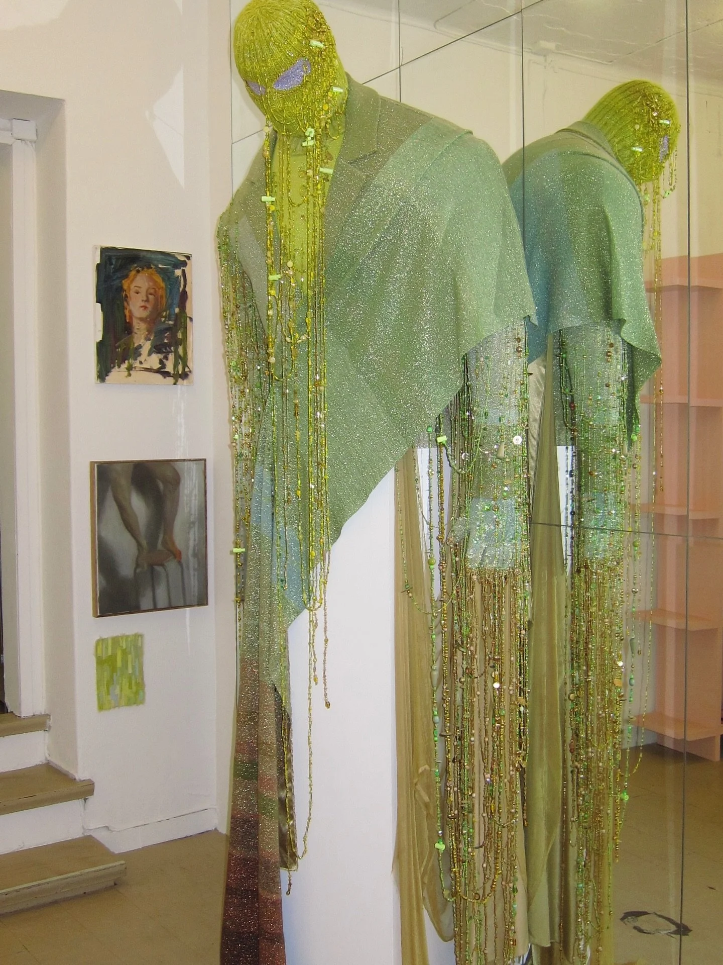 Savage is a monumental sculpture in contemporary textile art. 
@tonjeplur has hand-sculpted a figure that feels incredibly alive and the level of detail is staggering. 

As the poem by Igory Mansotti warns, 
the most dangerous savages are those
&ldqu