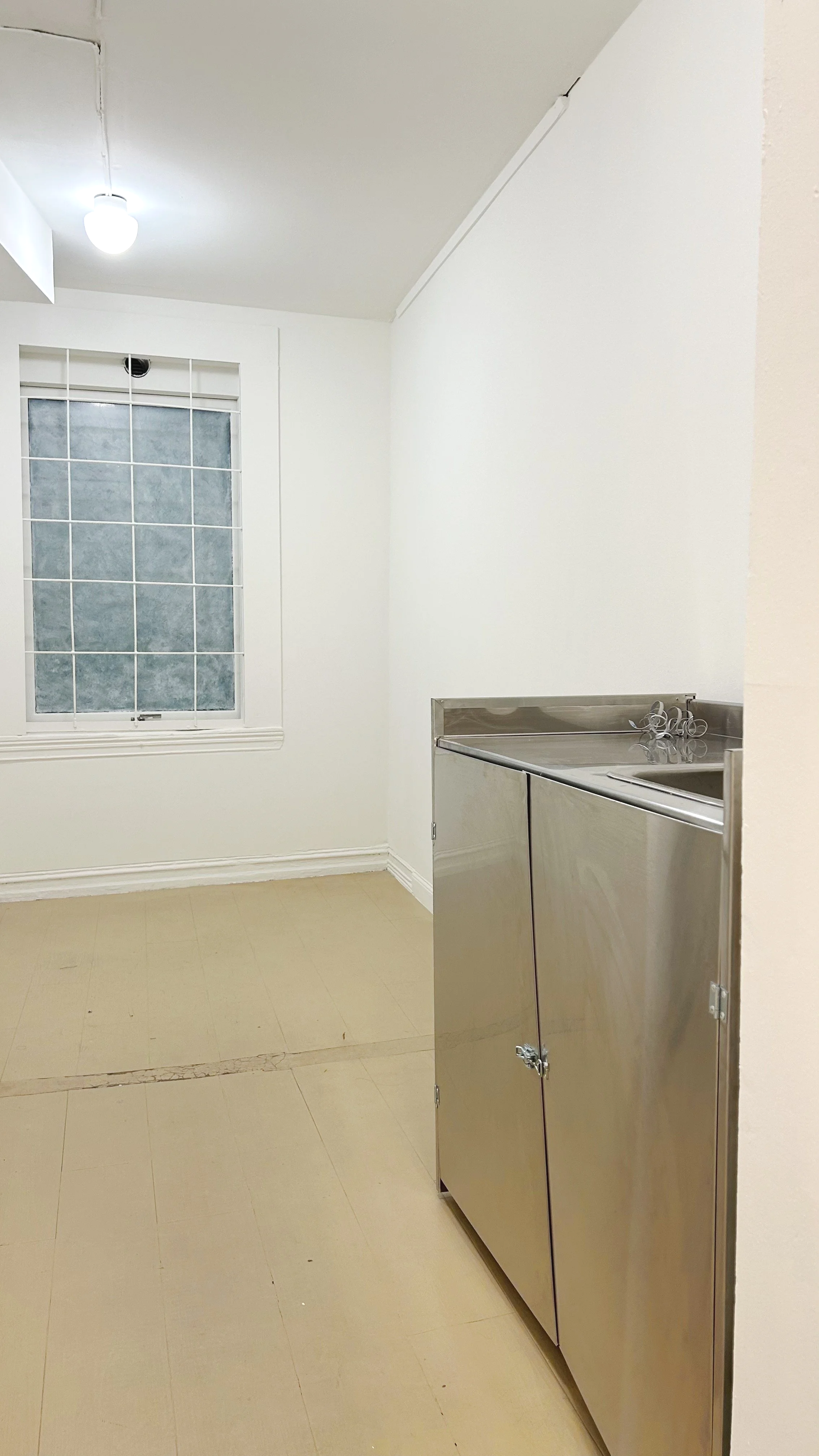 D142-Oslo-Solo-Gallery-Shop