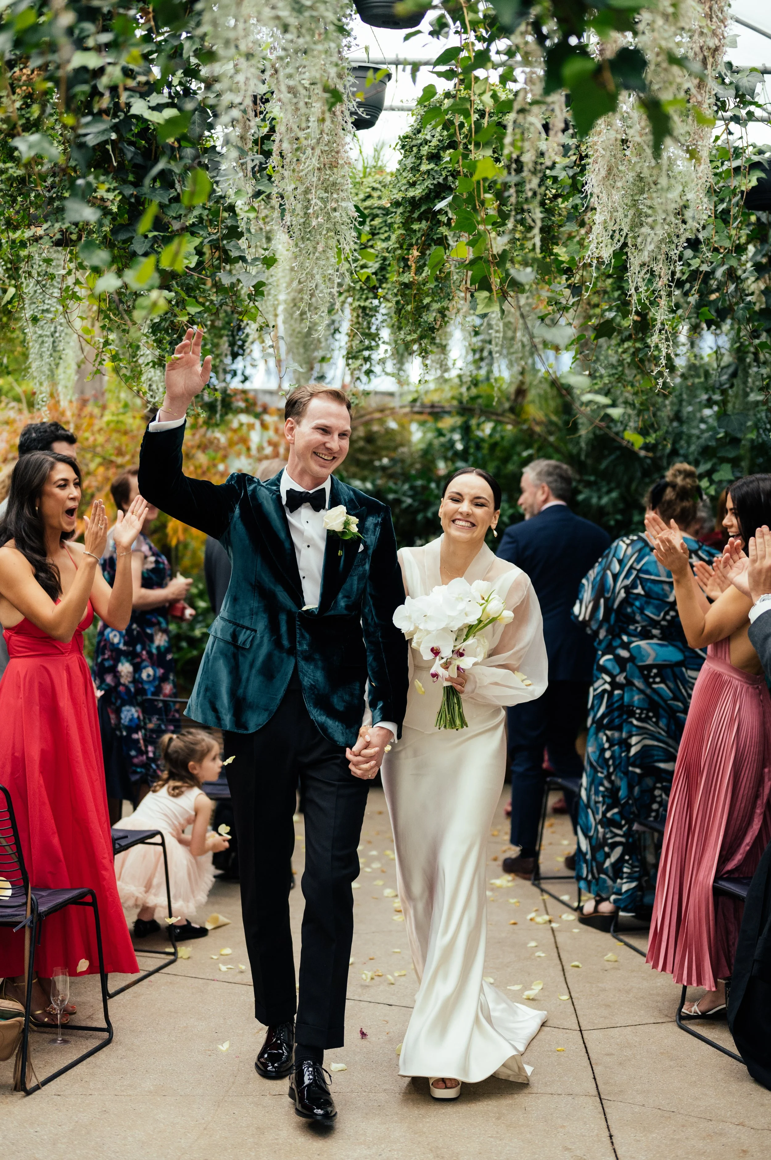 katie-richard-glasshaus-outside-celebrant-aislewalk.JPG