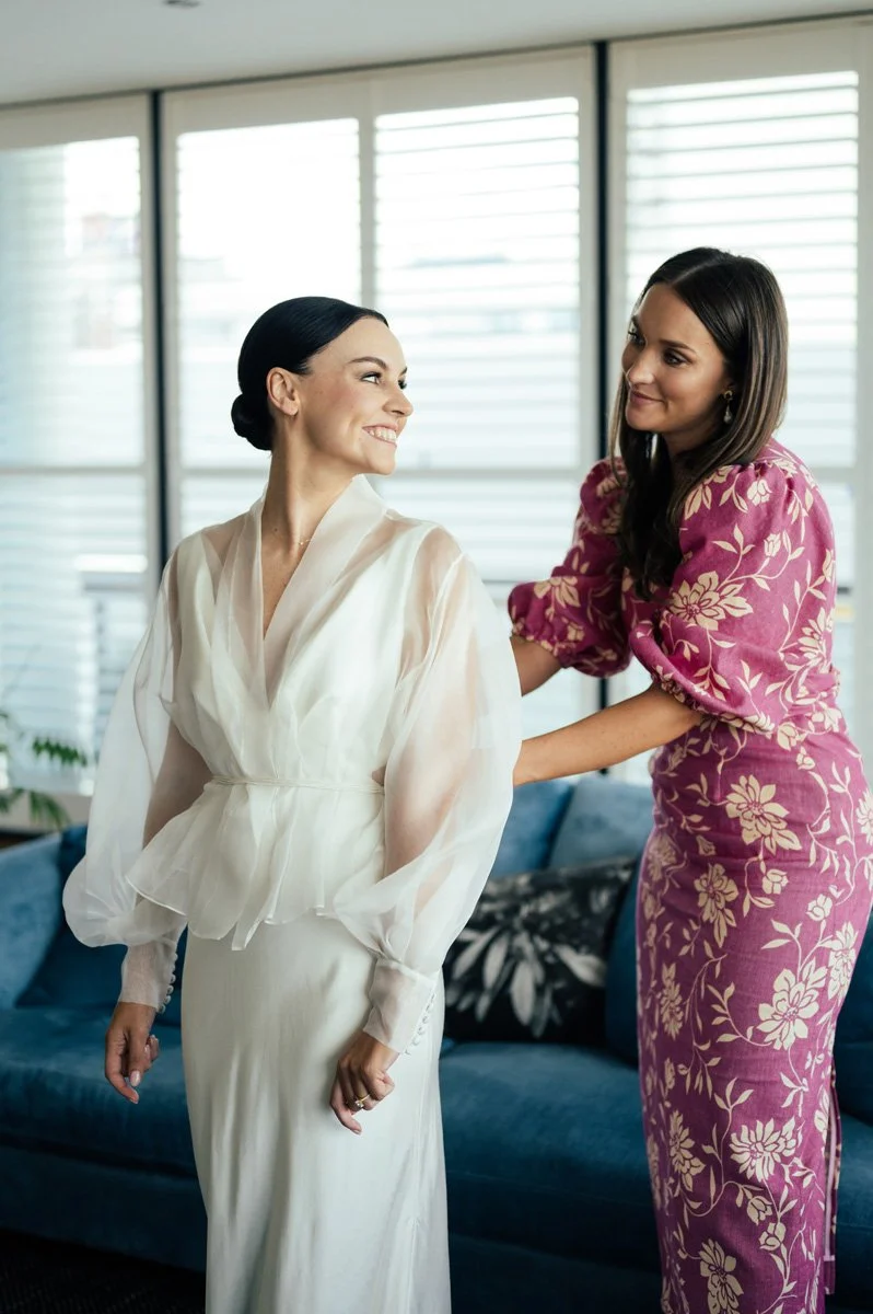 katie-richard-glasshaus-outside-celebrant-getting-ready.JPG
