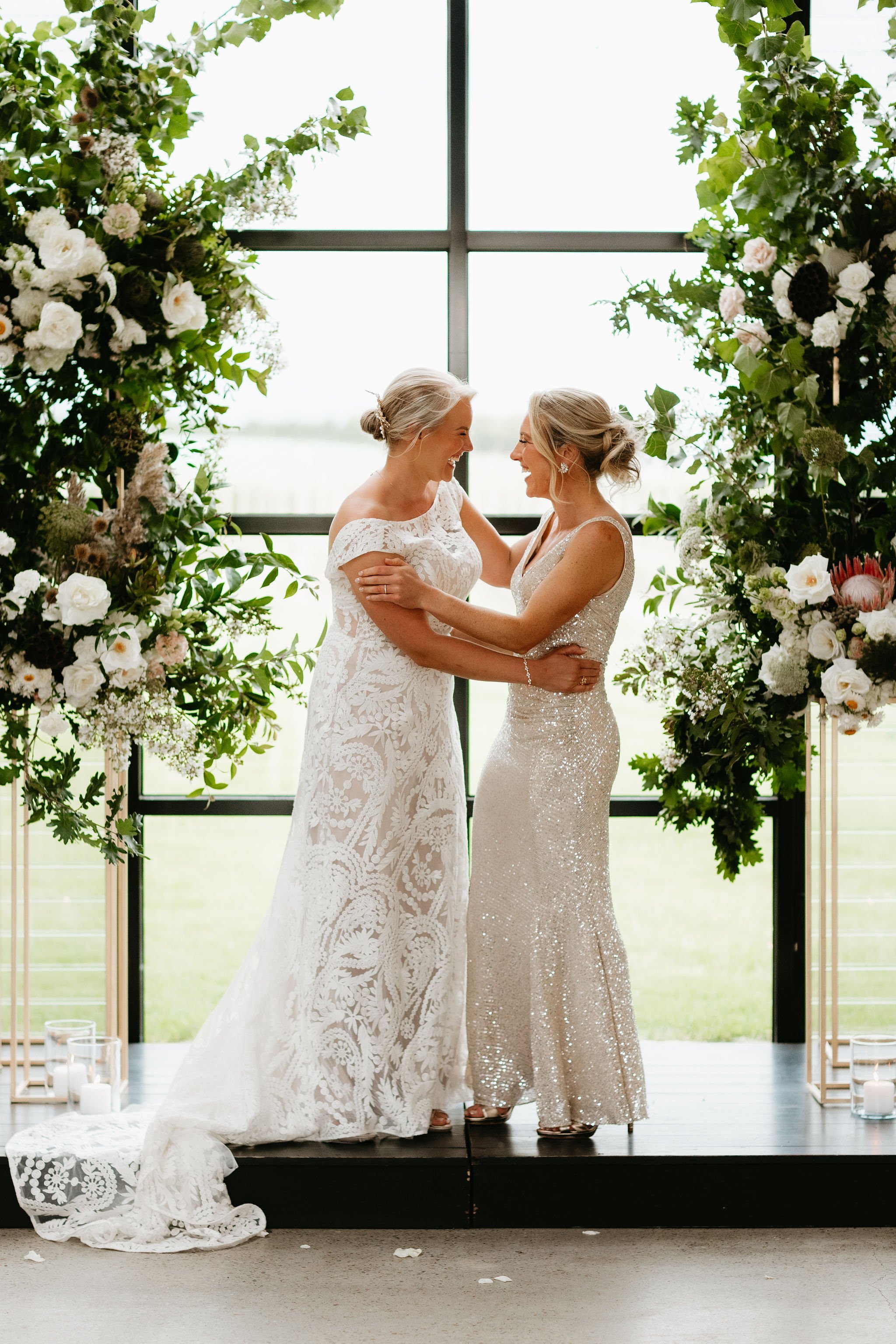 alice-pippa-zonzo-estate-wedding-miranda-stokkel-two-brides-ceremony.jpg