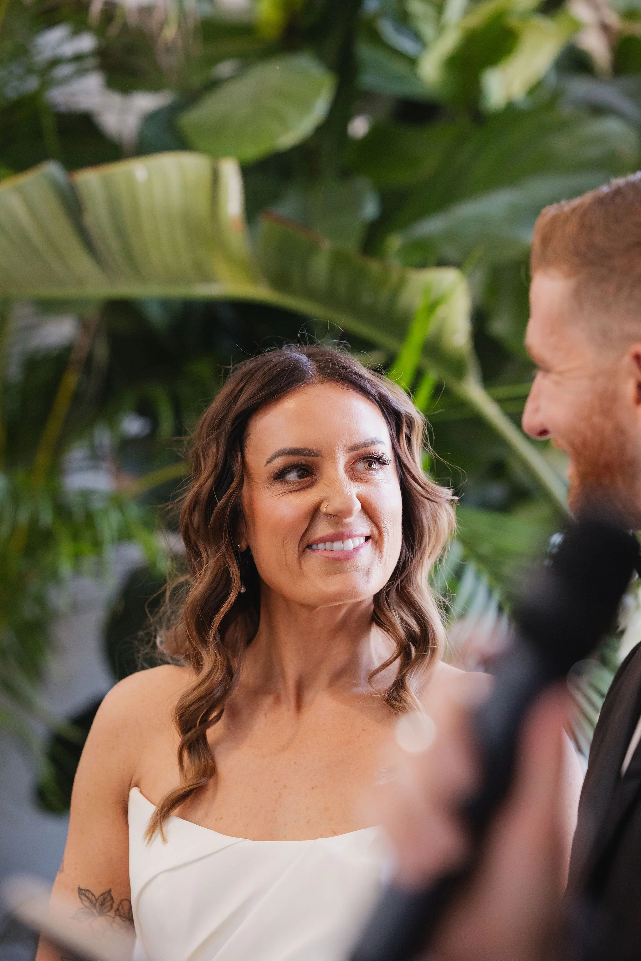 belinda-leroy-ballarat-wedding-ceremony-glance.jpg
