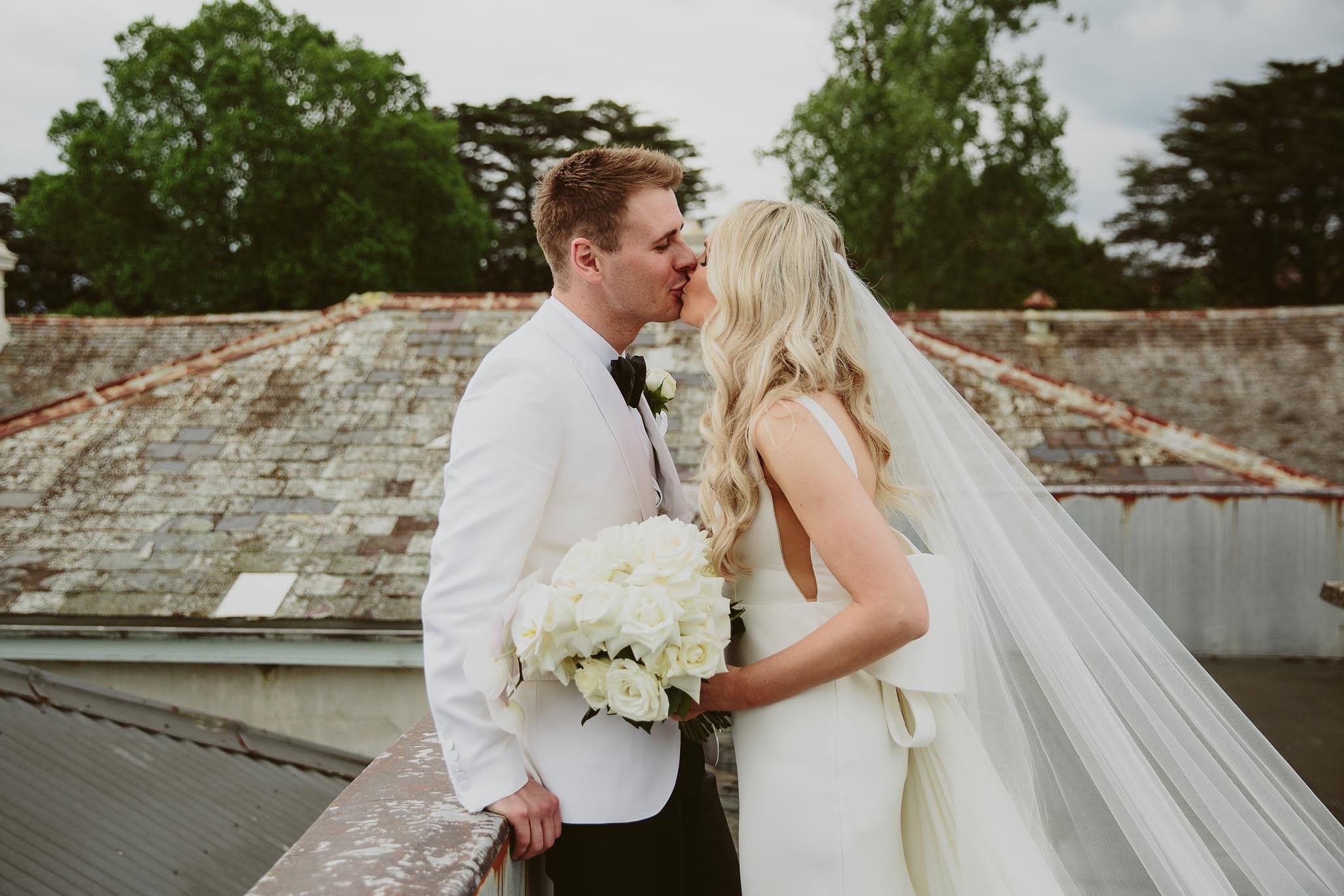 veronica-ryan-coombe-yarra-valley-wedding-jess-nicholls-kisses.JPG