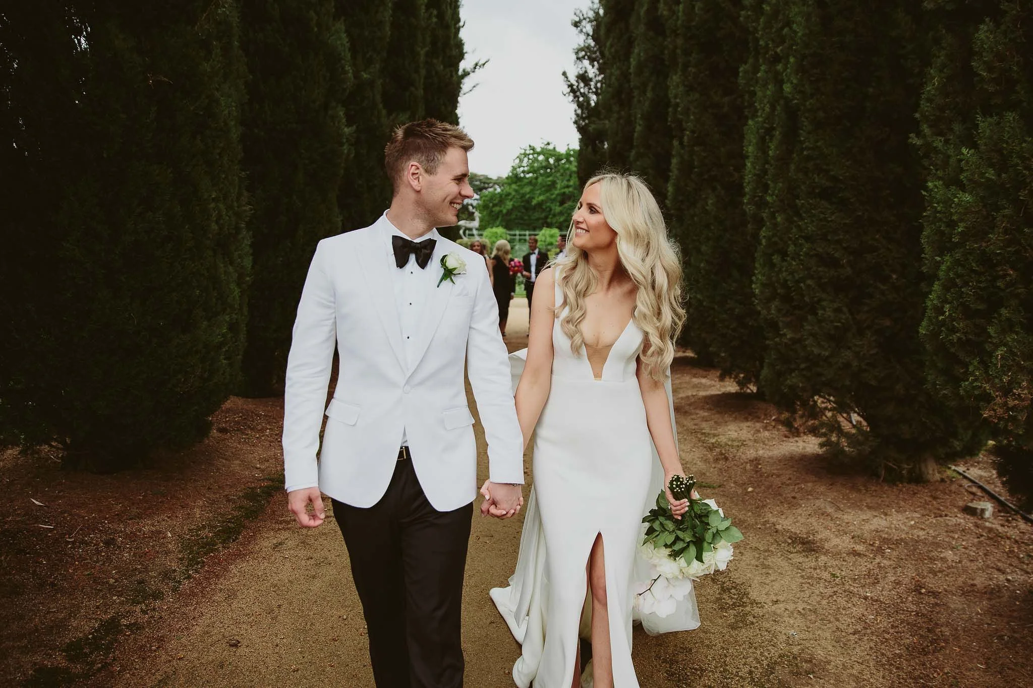 veronica-ryan-coombe-yarra-valley-wedding-walks.JPG