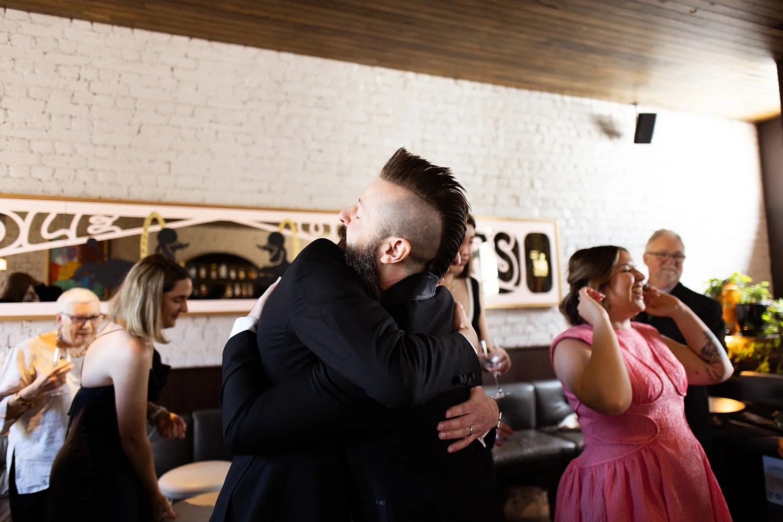 ally-simon-poodle-wedding-melbourne-hugs.jpg