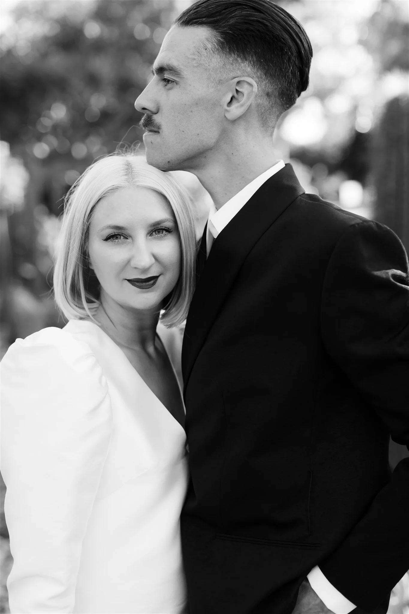 will-kat-royal-botanic-gardens-melbourne-wedding-black-white-bride.jpg