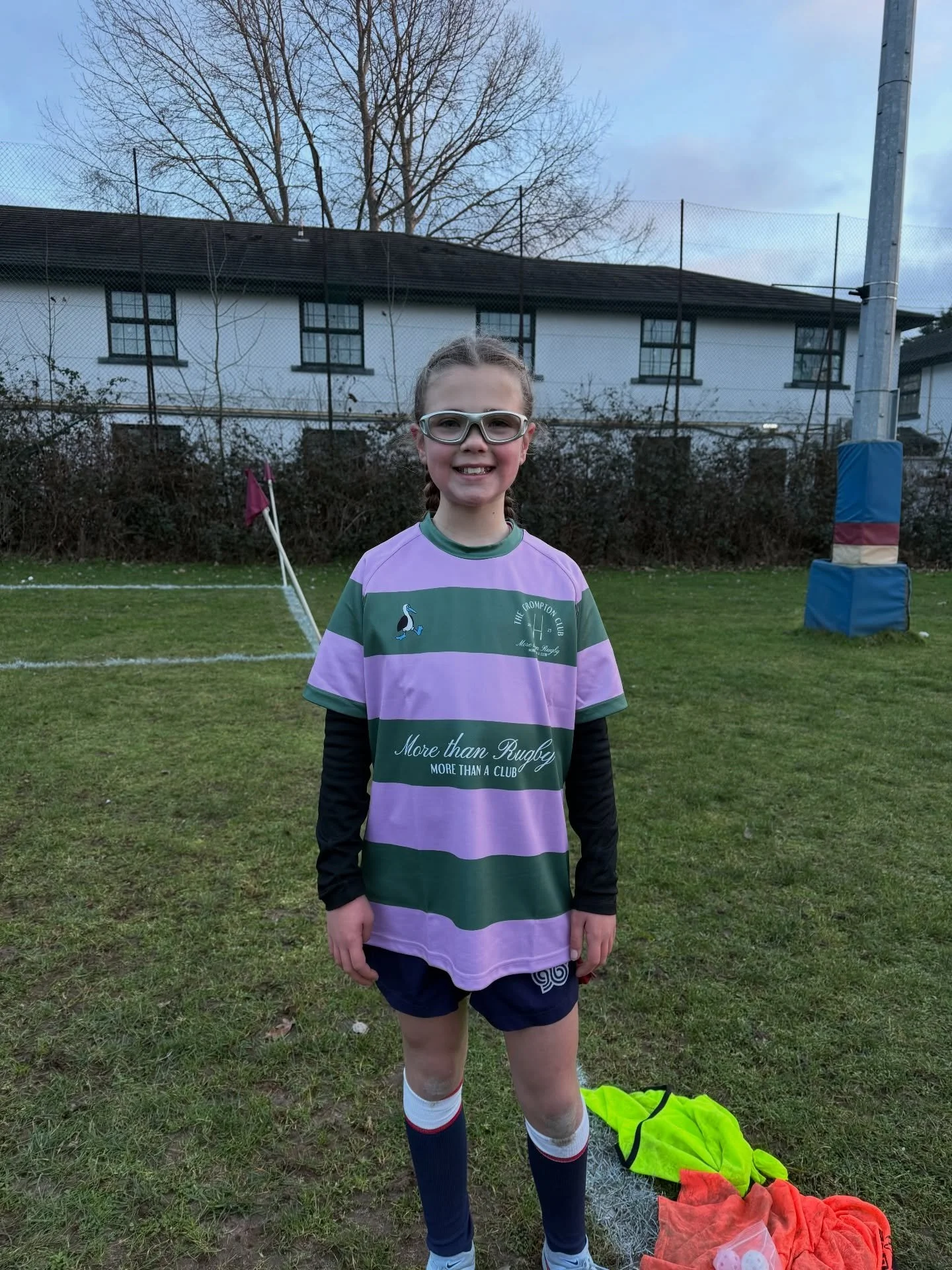 Evie after her 1-1 coaching session ⚡️

Focusing on acceleration and change of direction 💪🏻

And the top looks good too 👀 @boobyltd