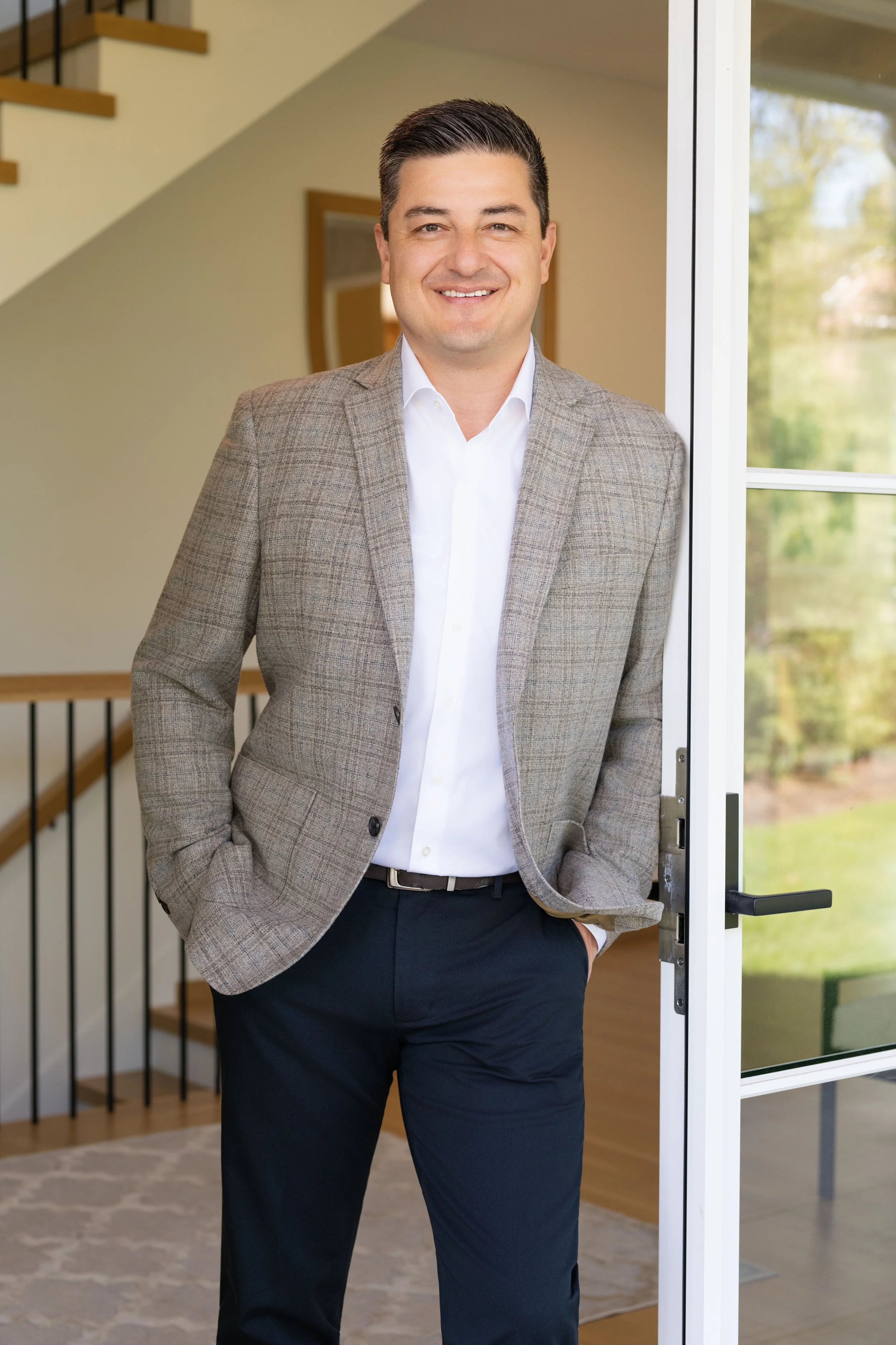 Professional Headshots in Chicago: What Actually Makes a Great Business Photo?