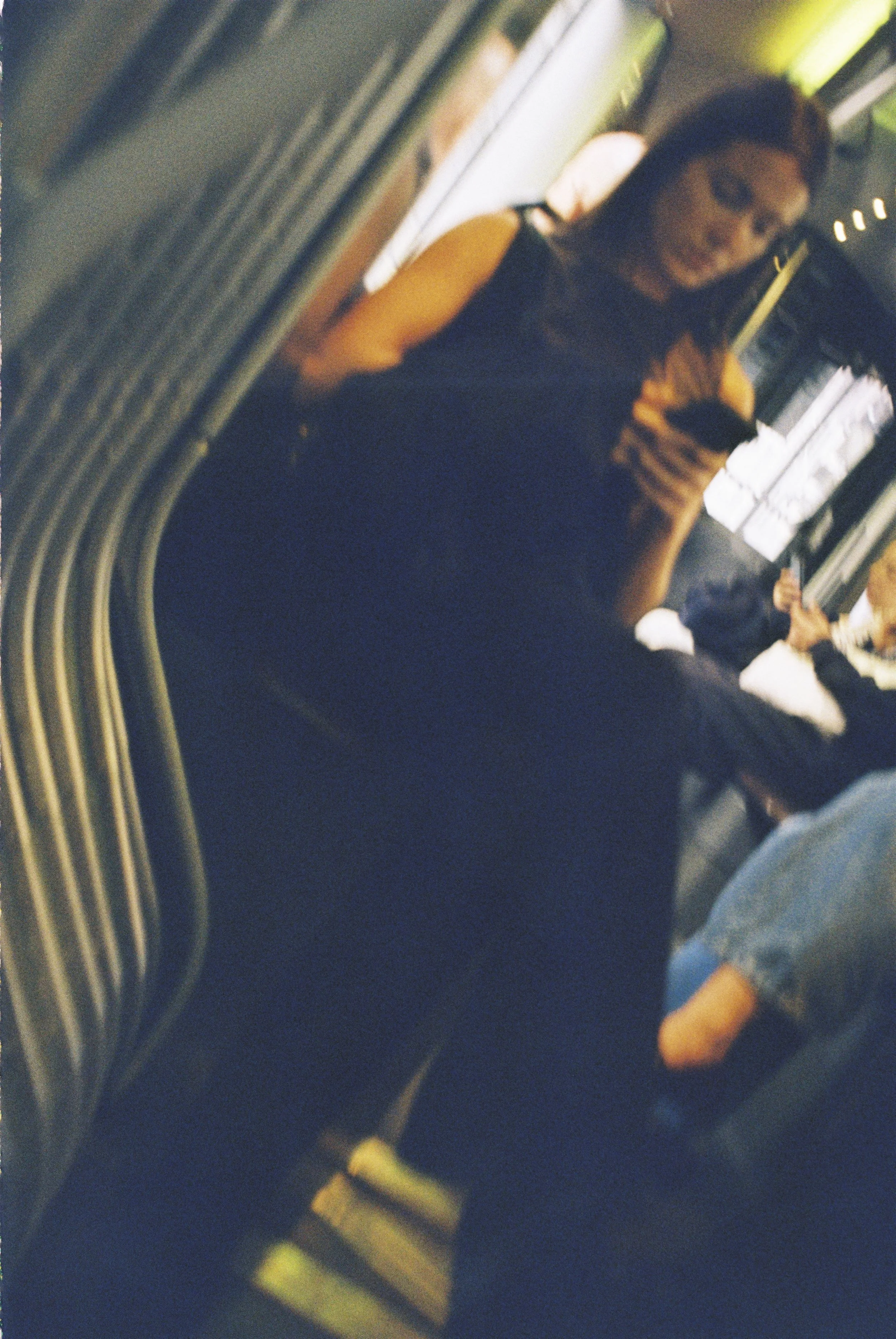 R1-00393-0035.jpg
