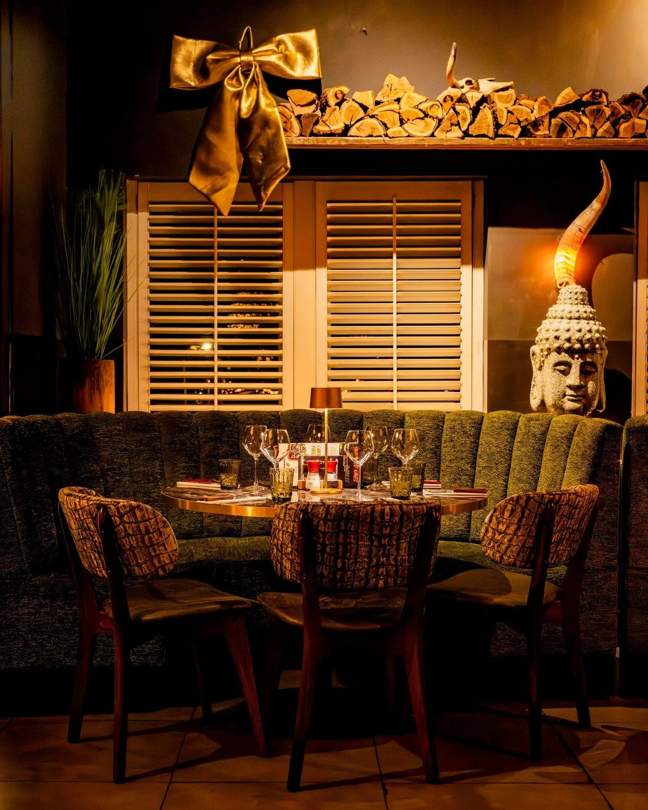 𝚉𝚘𝚗𝚍𝚊𝚐 = 𝙾𝚊𝚔𝚠𝚘𝚘𝚍.
Met je familie. Met je vrienden.
Of gewoon... met wie er aanschuift.

#oakwoodgrill #oakwoodstyle #veldhoven #sundayvibes #familytime #friendstime #dinnerplans #grillrestaurant #goodtimes