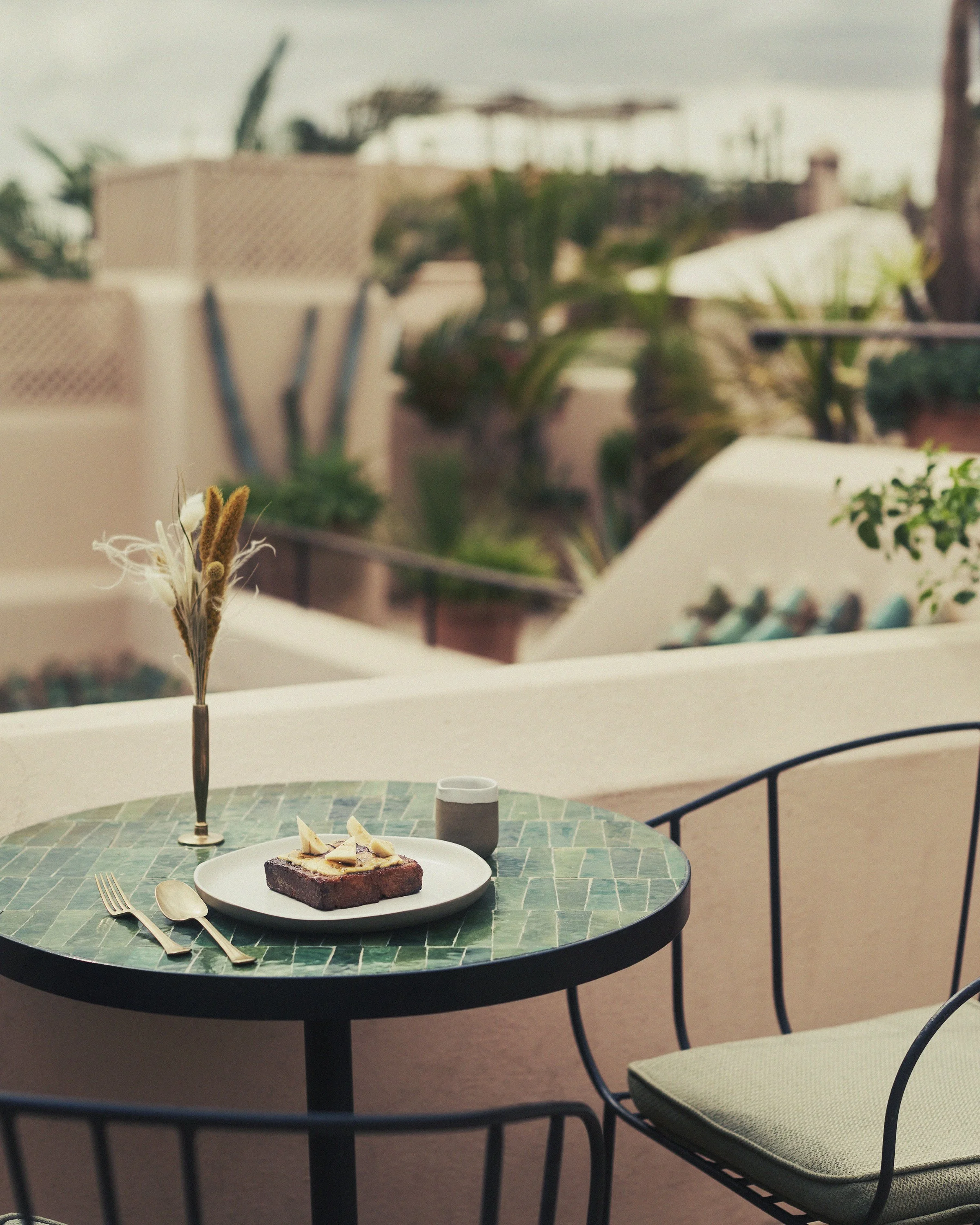 Izza Noujoum Content Drive4181 2_Final.jpg