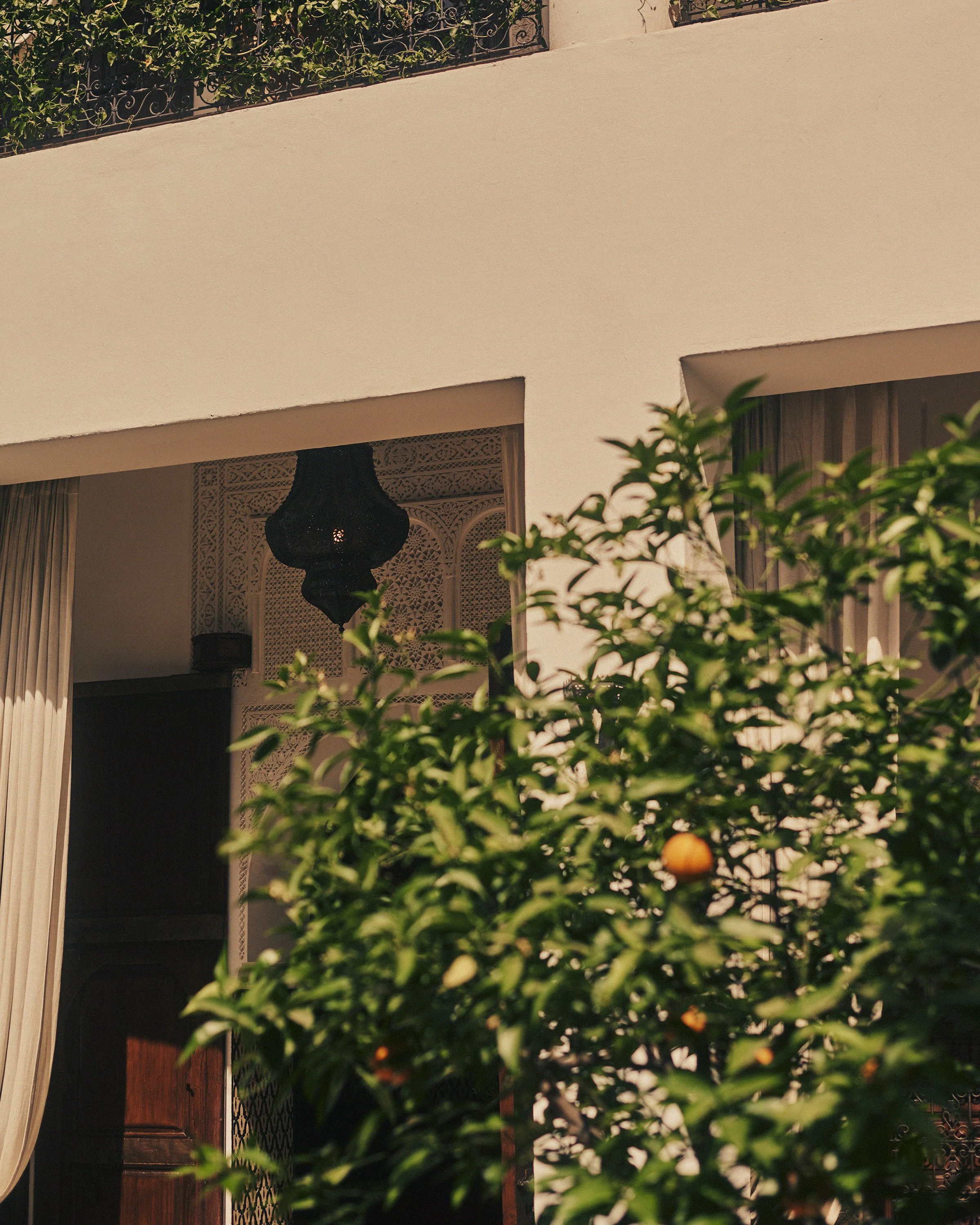 Izza Noujoum Content Drive2529_Final.jpg