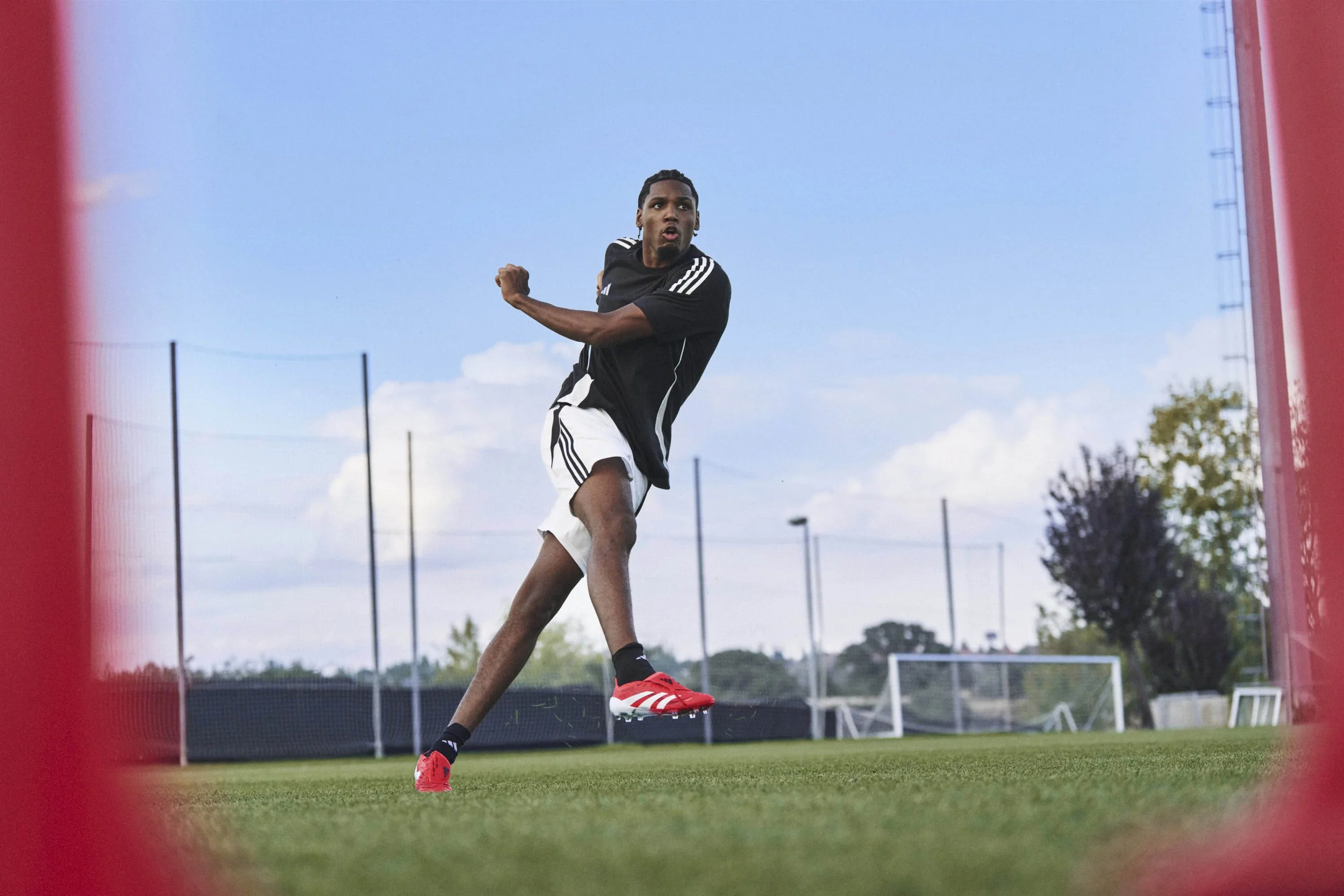 Stockdale_Adidas_Football_Predator2.jpg