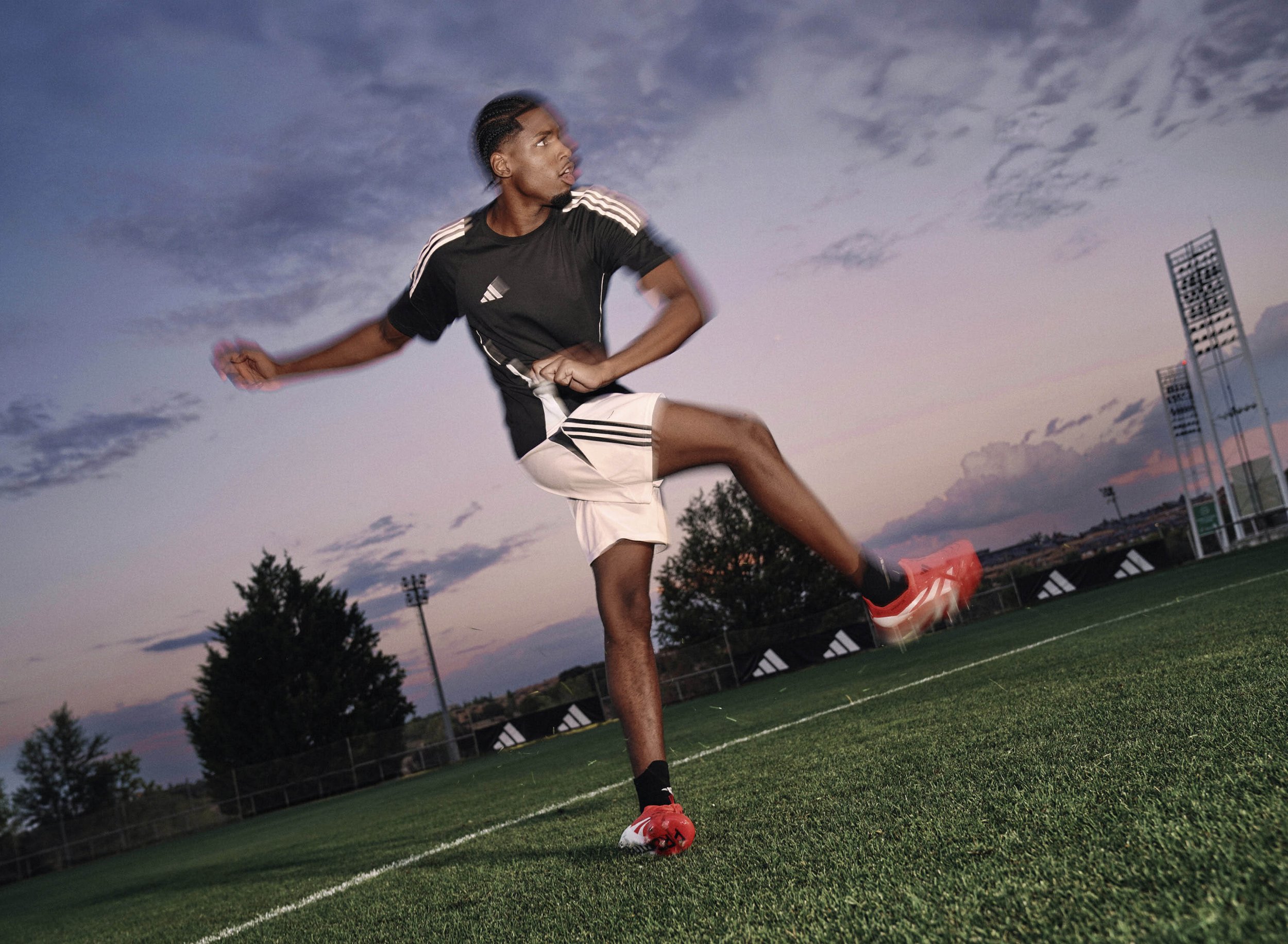 Stockdale_Adidas_Football_Predator3.jpg