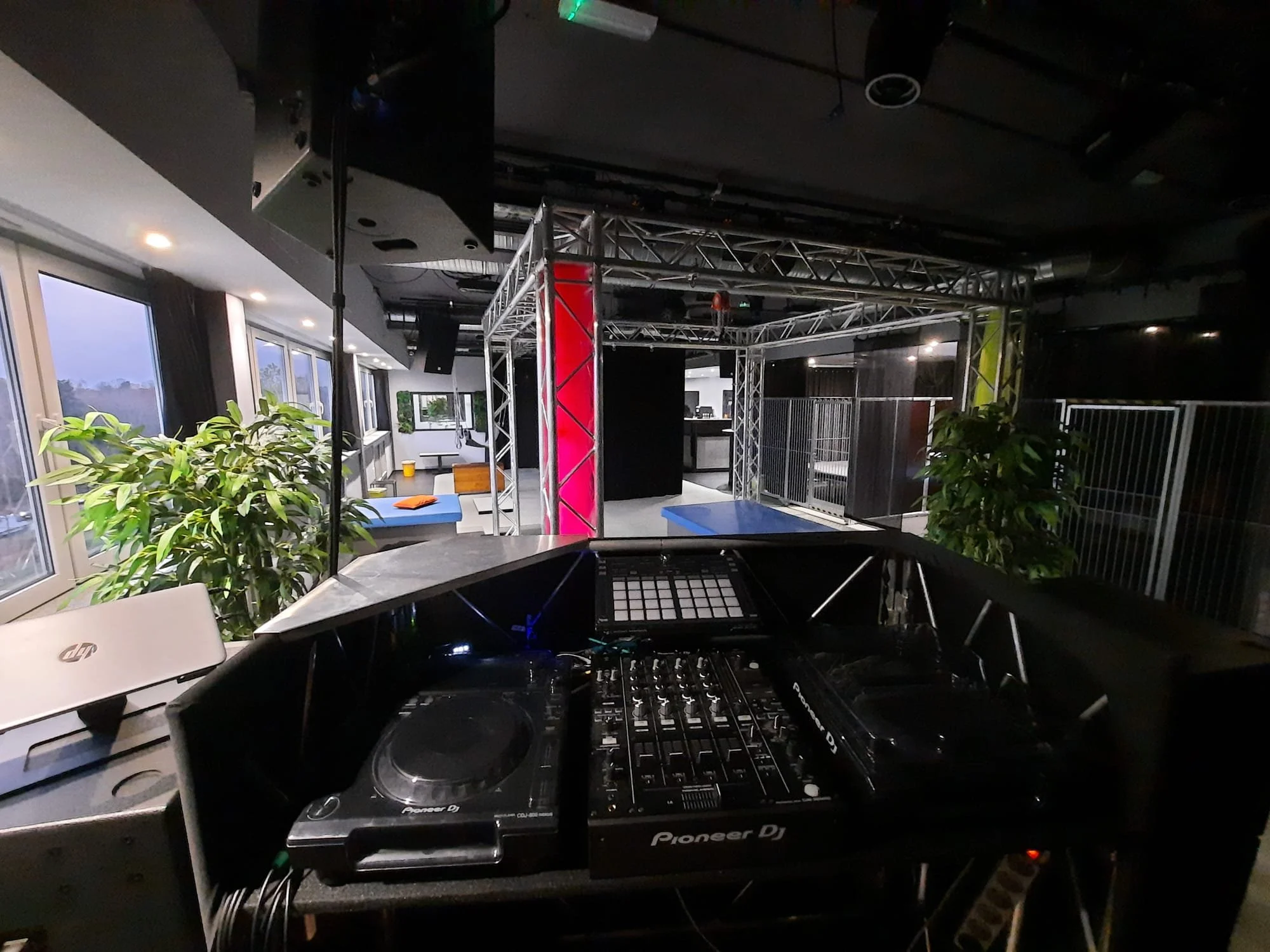 WhatsApp Image 2025-11-14 at 10.39.1815.jpeg