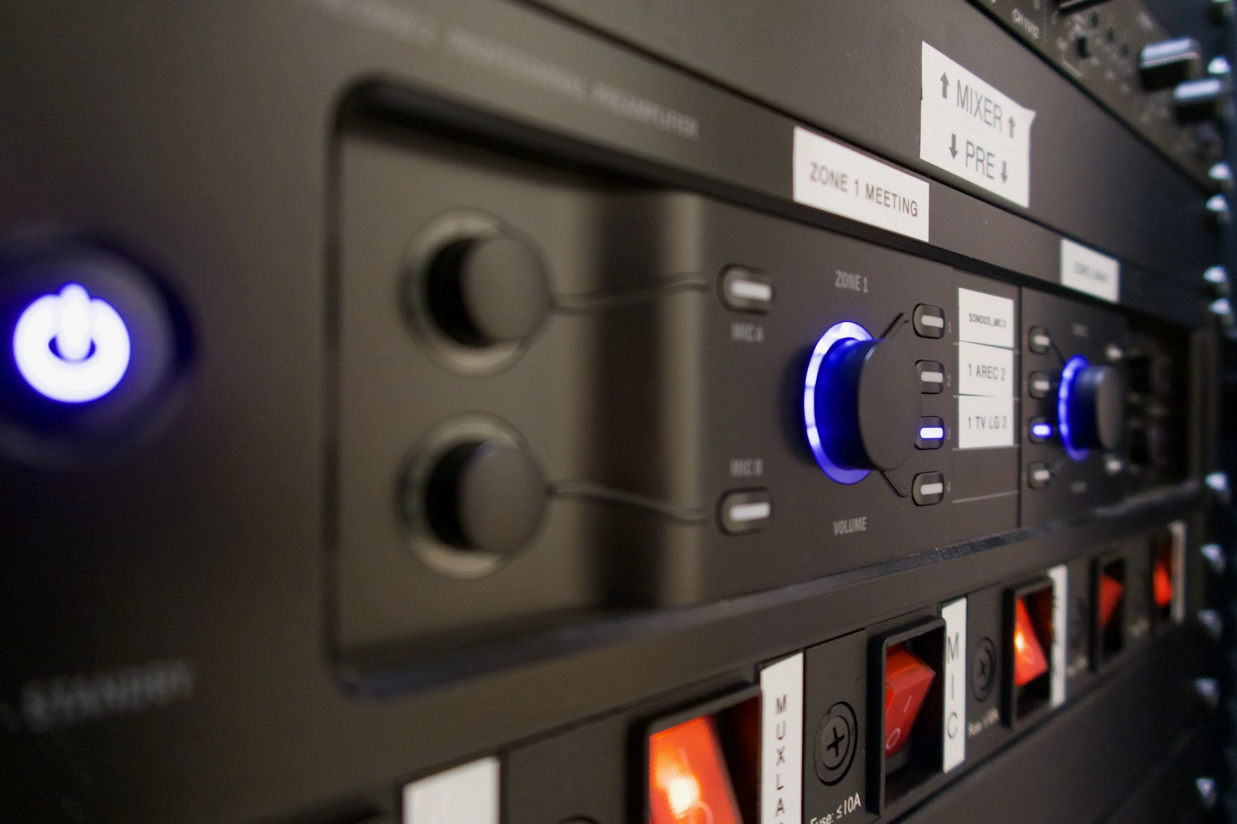 Mixer Biamp