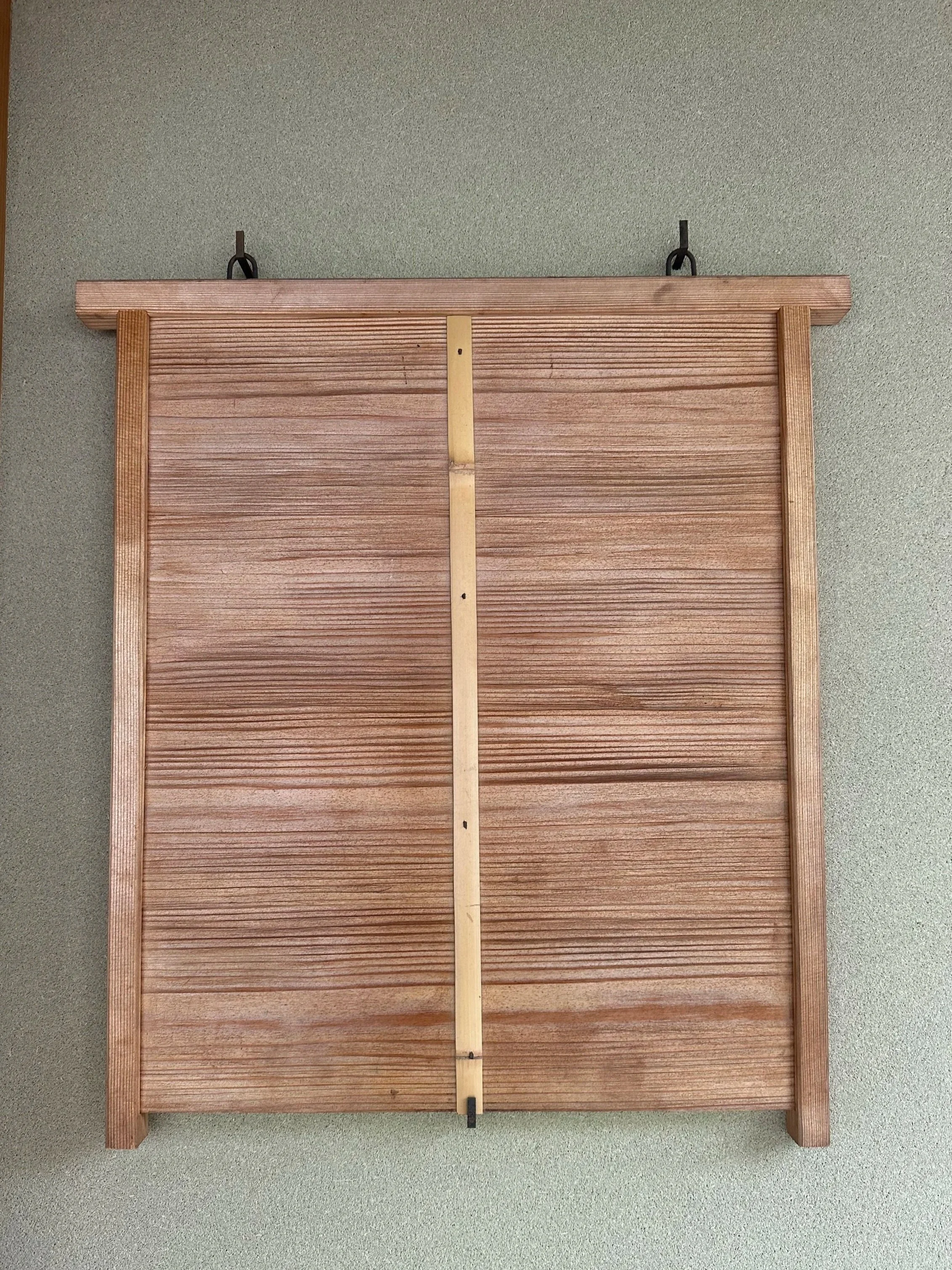 :Teehausfenster ausgewechselt.