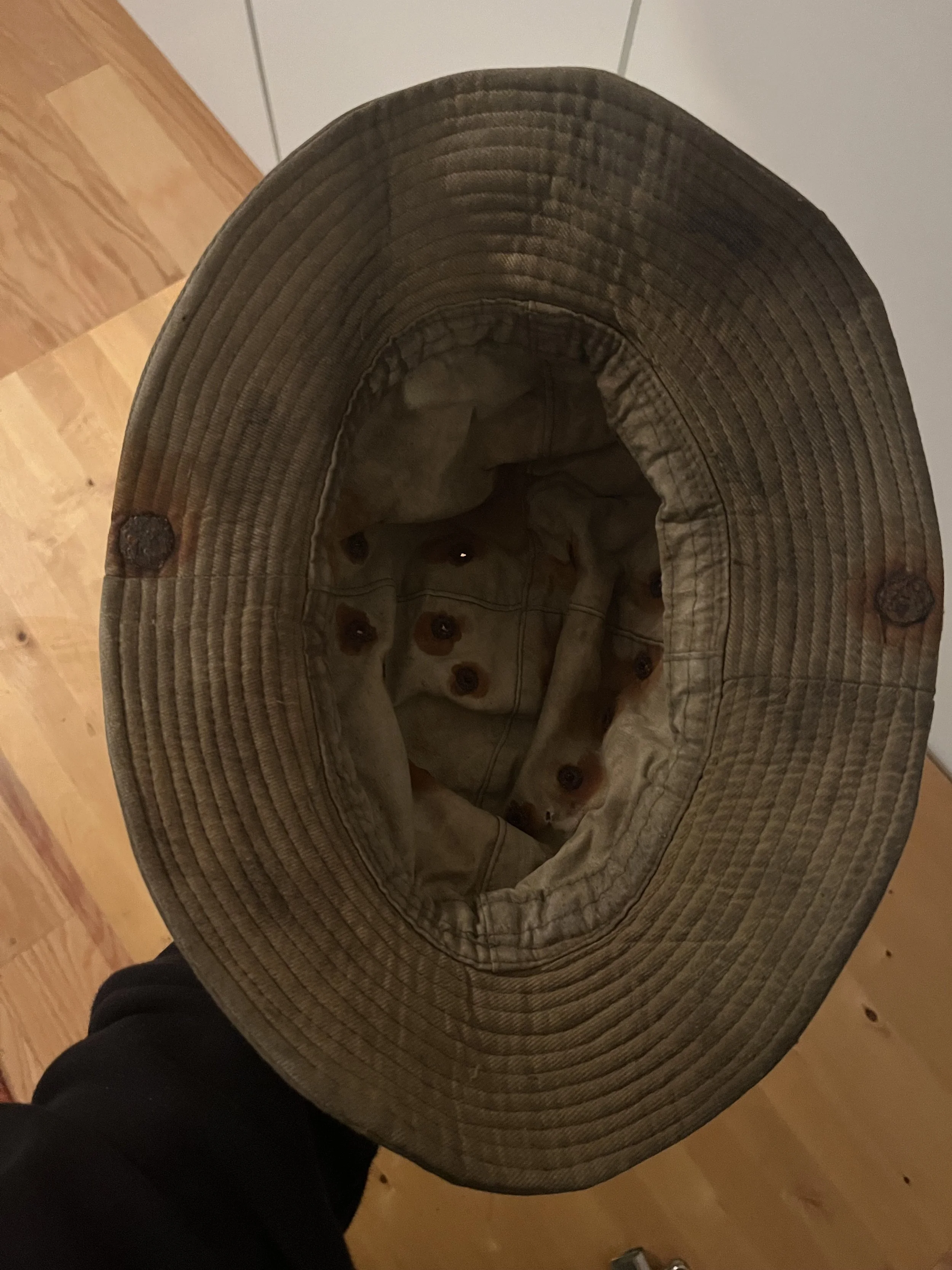 Russian Bucket Hat – Inside.jpeg