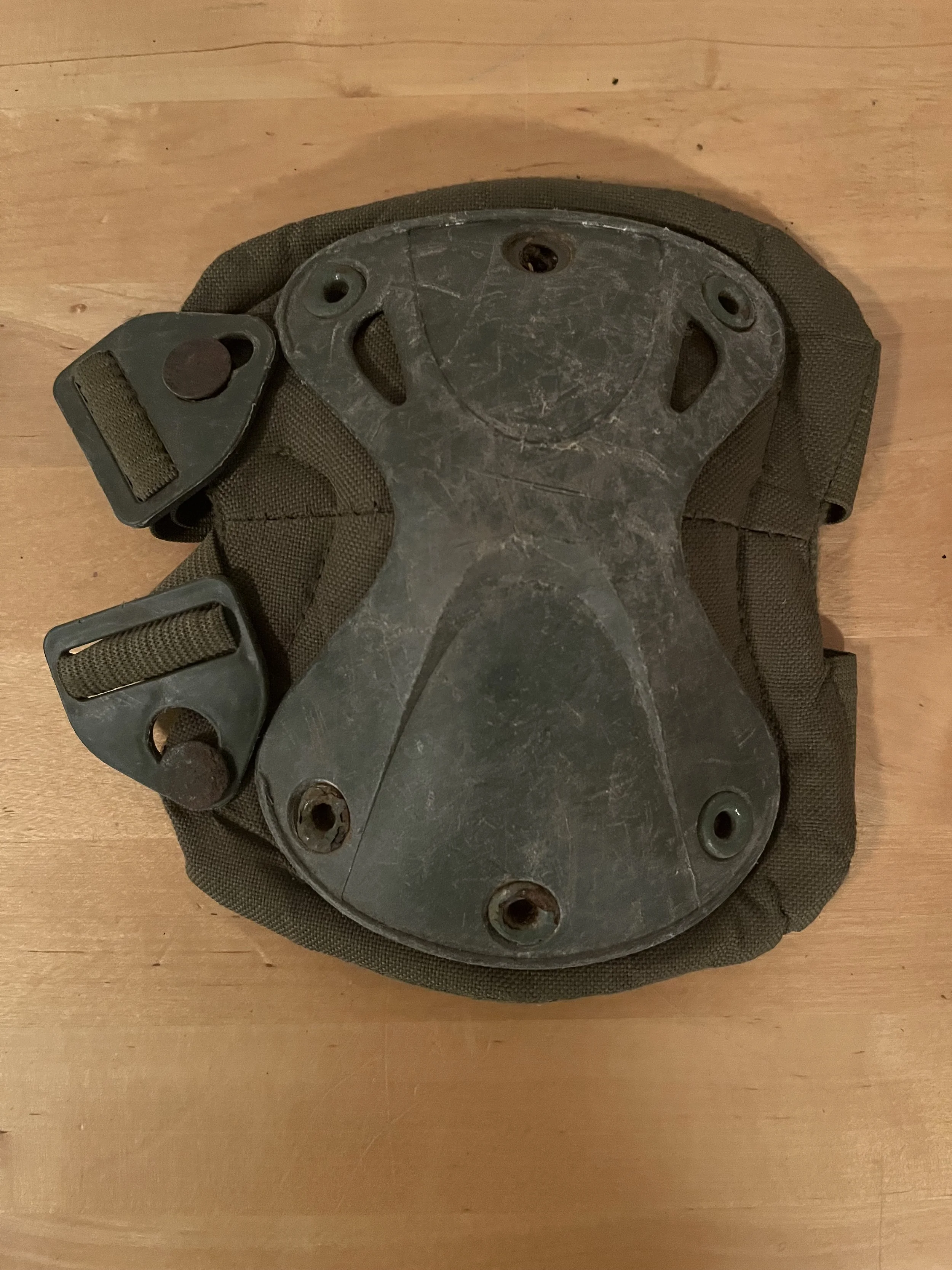 Russian Knee Pad 2 – Front.jpeg