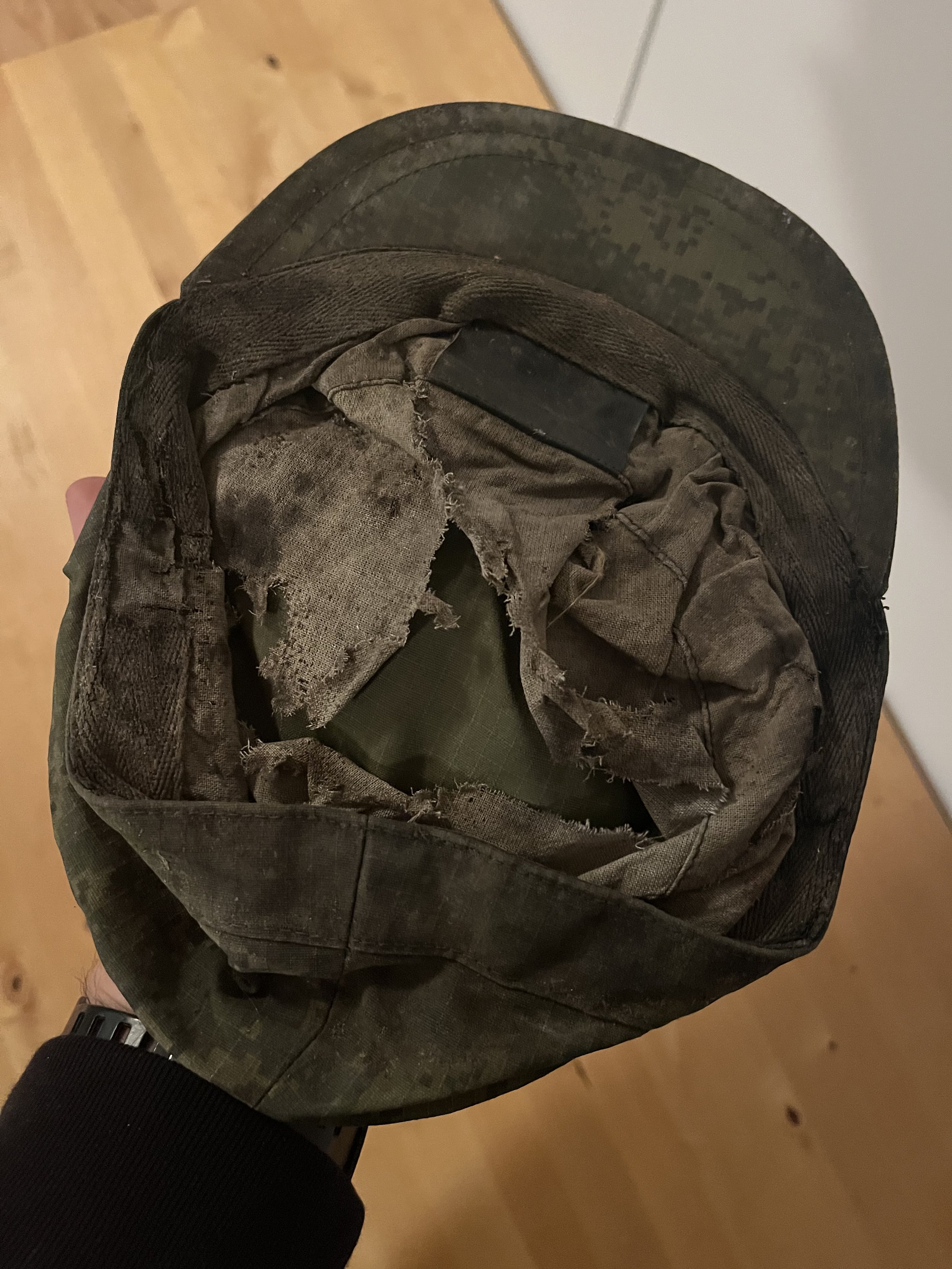 Russian Cap – Insidejpeg.jpeg