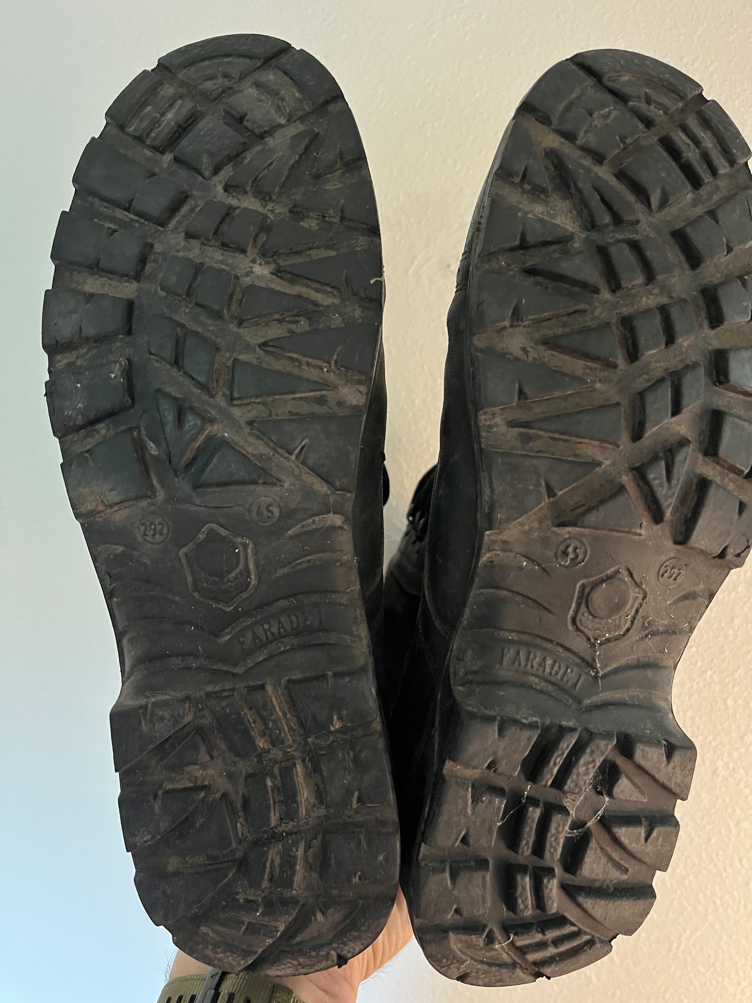 Combat Boots – Soles.jpg